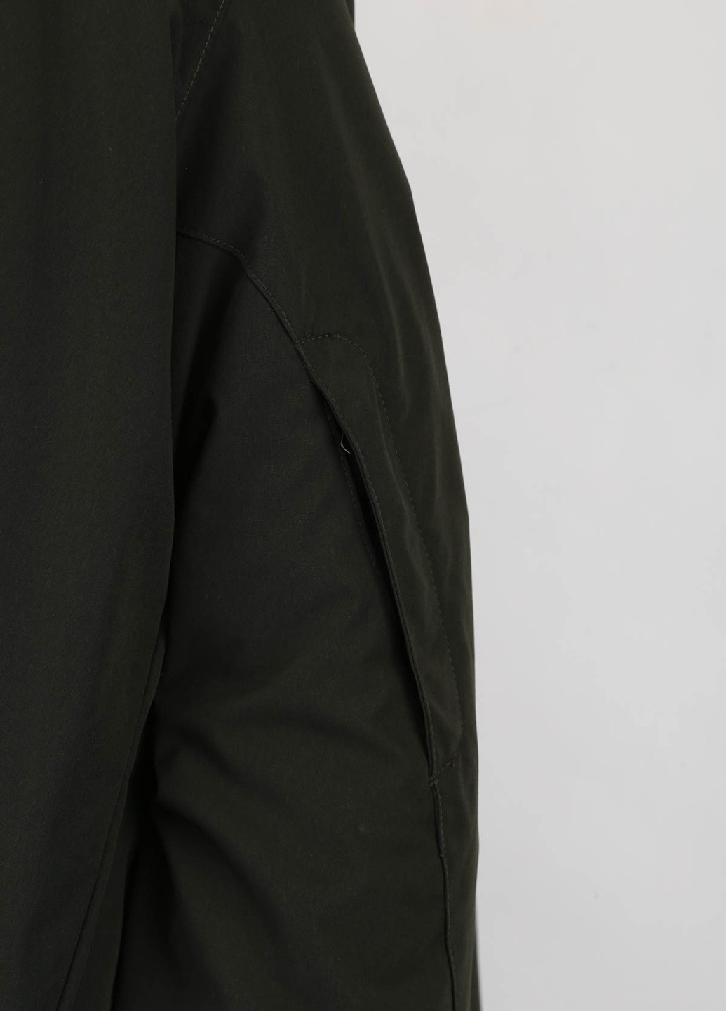 Оливковая (хаки) демисезонная куртка Remain