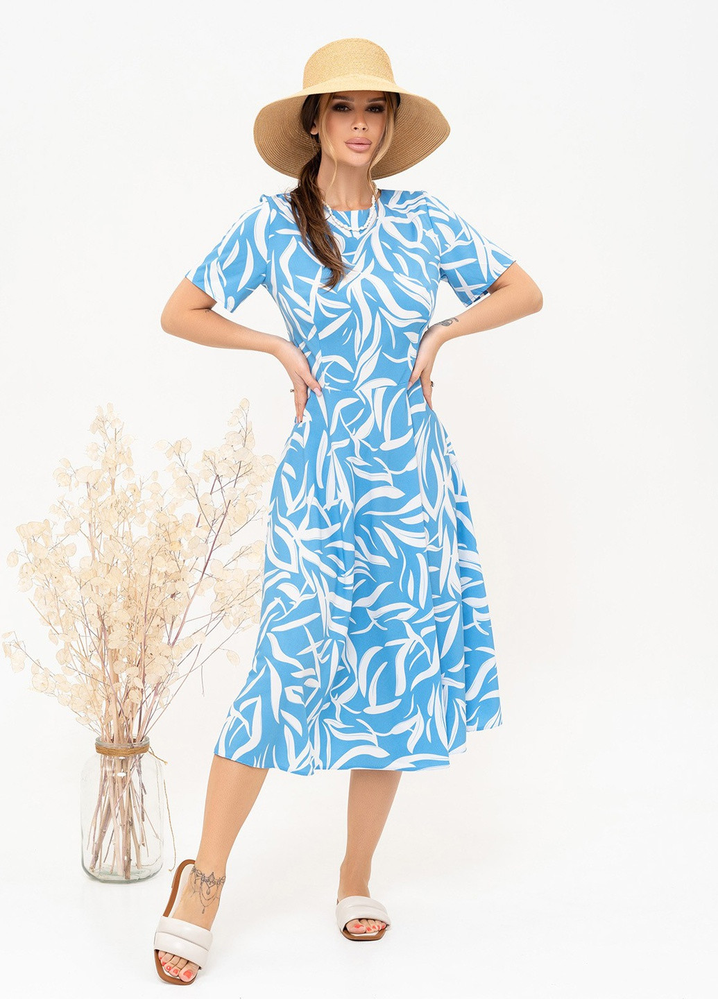 Голубое повседневный платье женское клеш ISSA PLUS с цветочным принтом