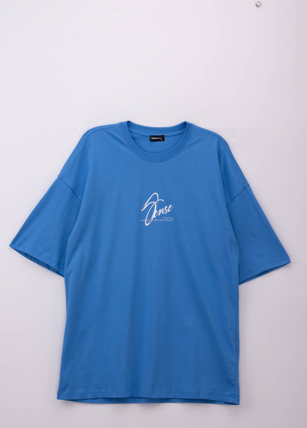 Голубая футболка Breezy