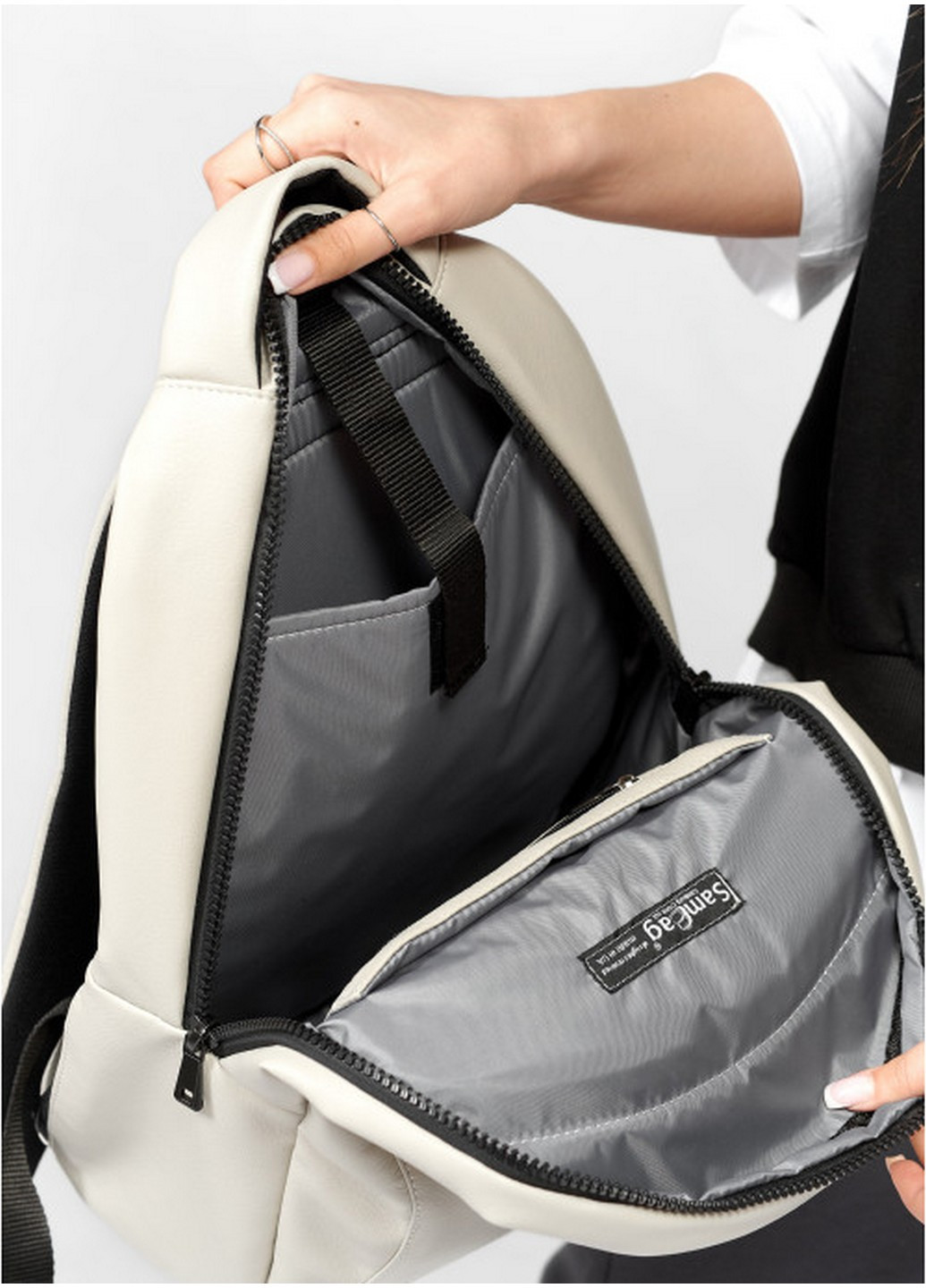 Жіночий рюкзак 43х27х13 см Sambag (258638343)