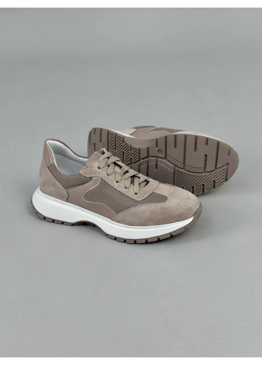 Жіночі замшеві кросівки 40 VZUTIK бежеві демісезони (258638971)