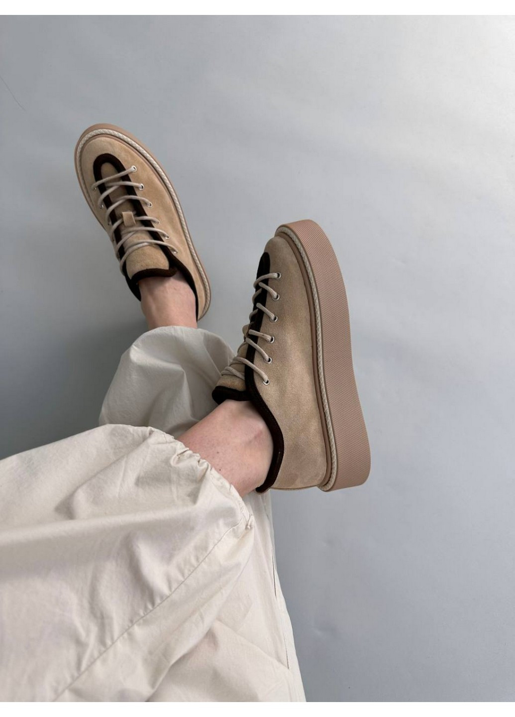 Бежеві жіночі замшеві кеди 36 VZUTIK