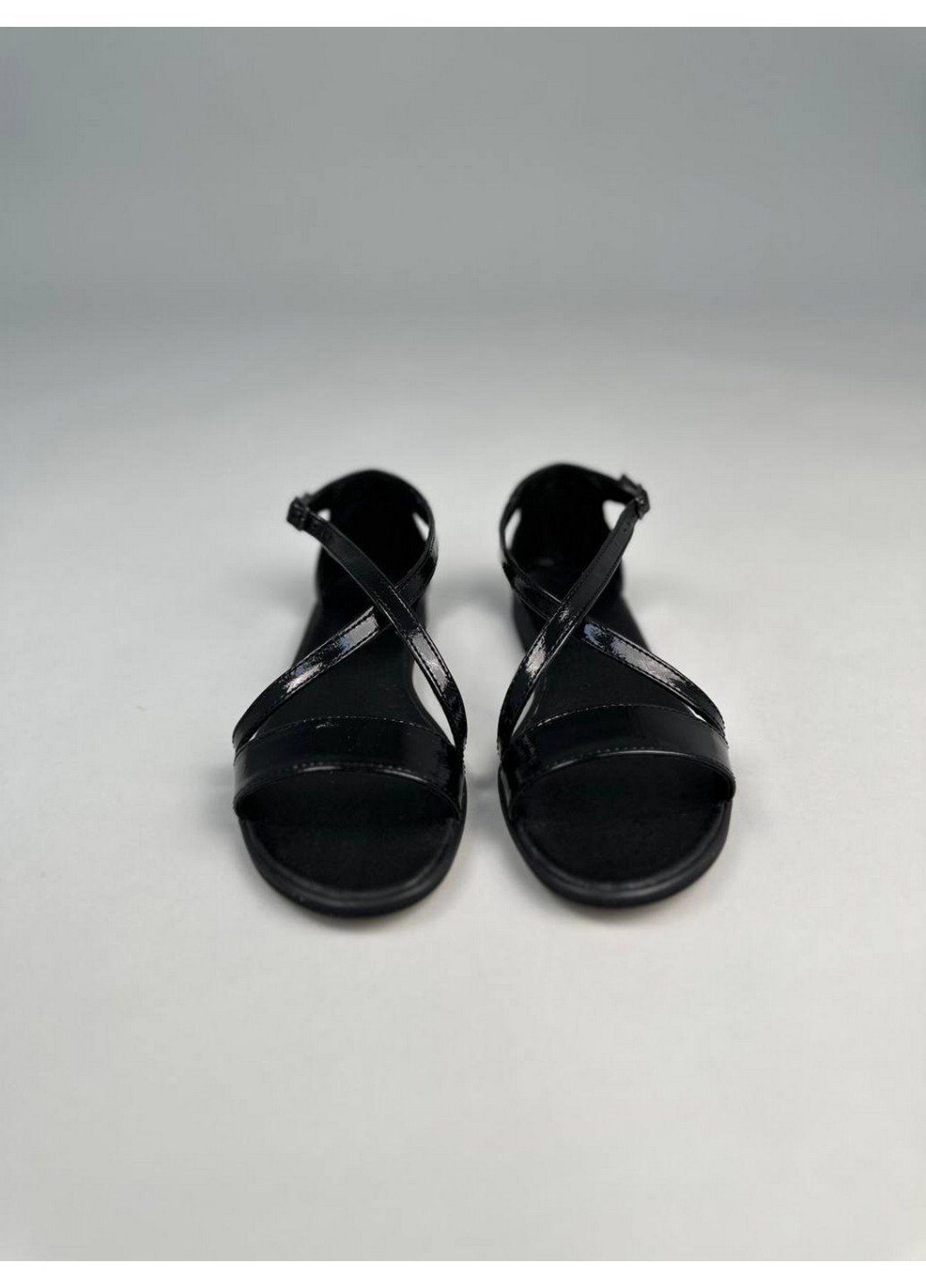 Повседневные женские кожаные босоножки 40 VZUTIK