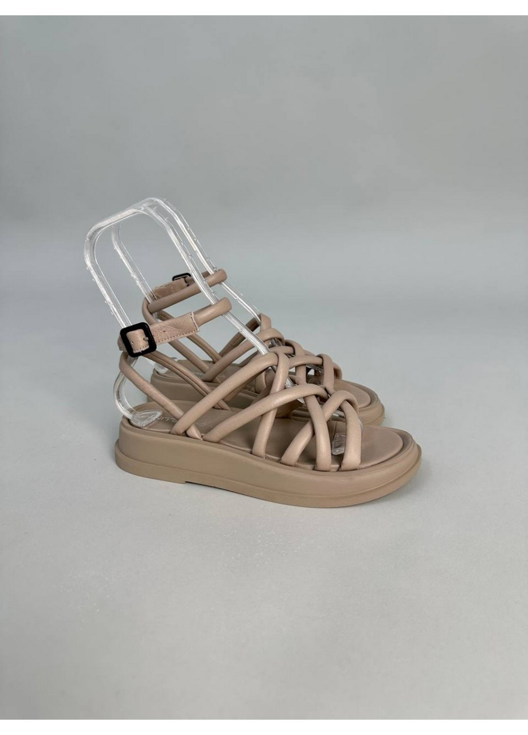 Повседневные женские кожаные босоножки 41 VZUTIK