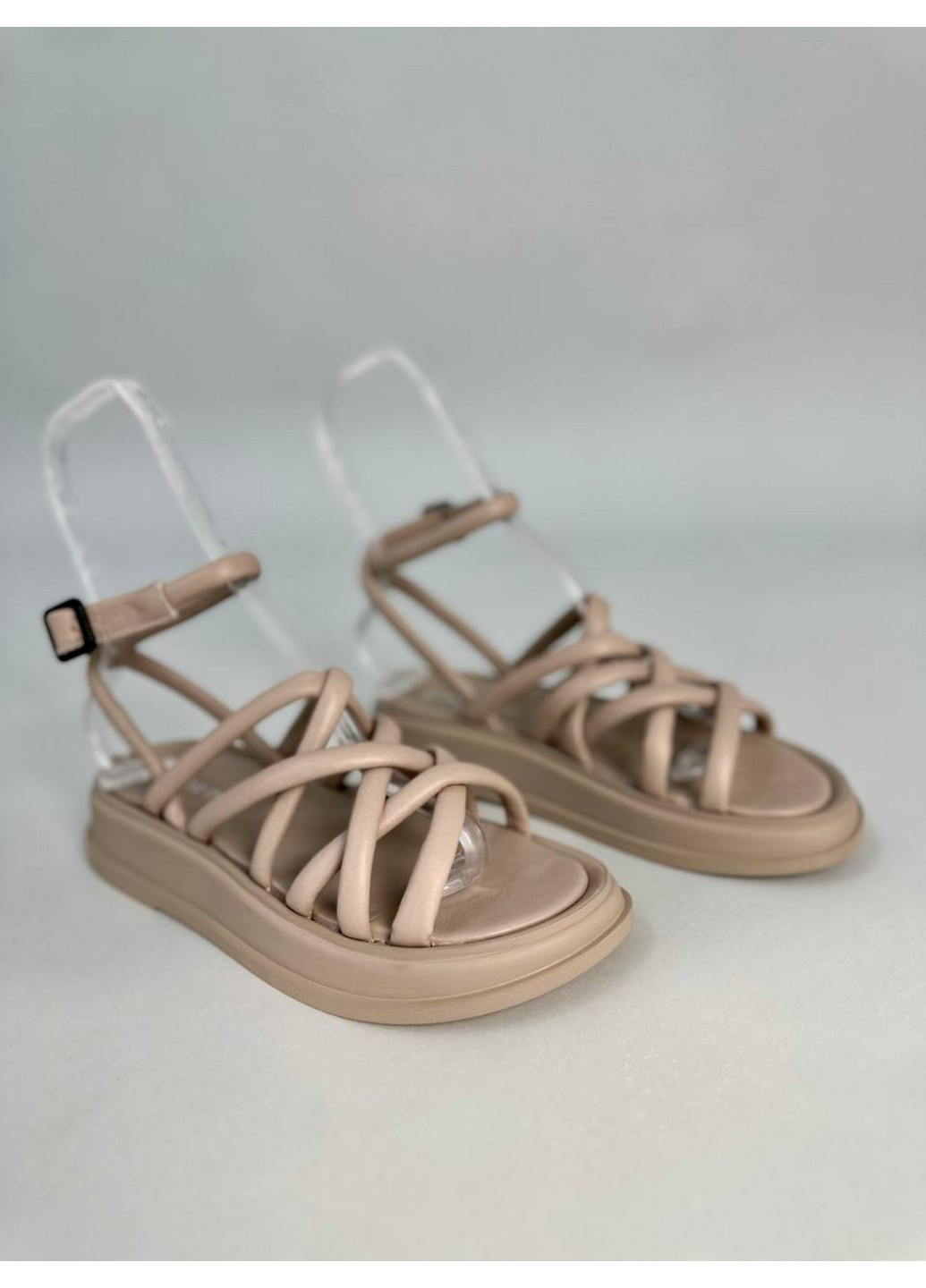 Повседневные женские кожаные босоножки 40 VZUTIK