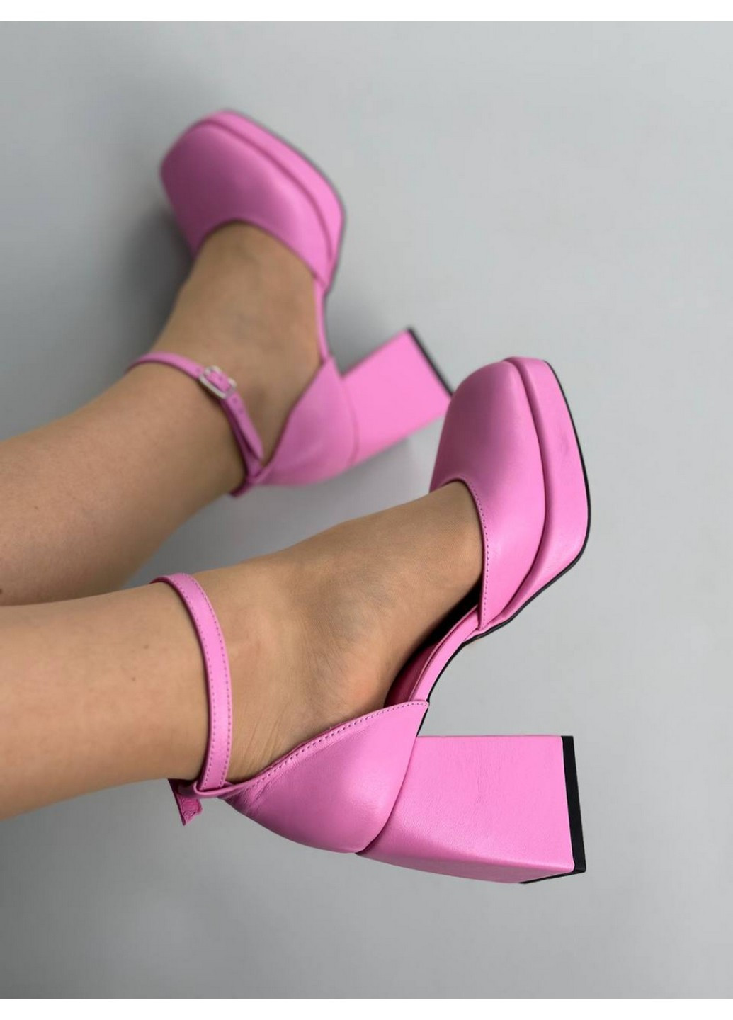 Жіночі шкіряні босоніжки 37 VZUTIK (258639958)