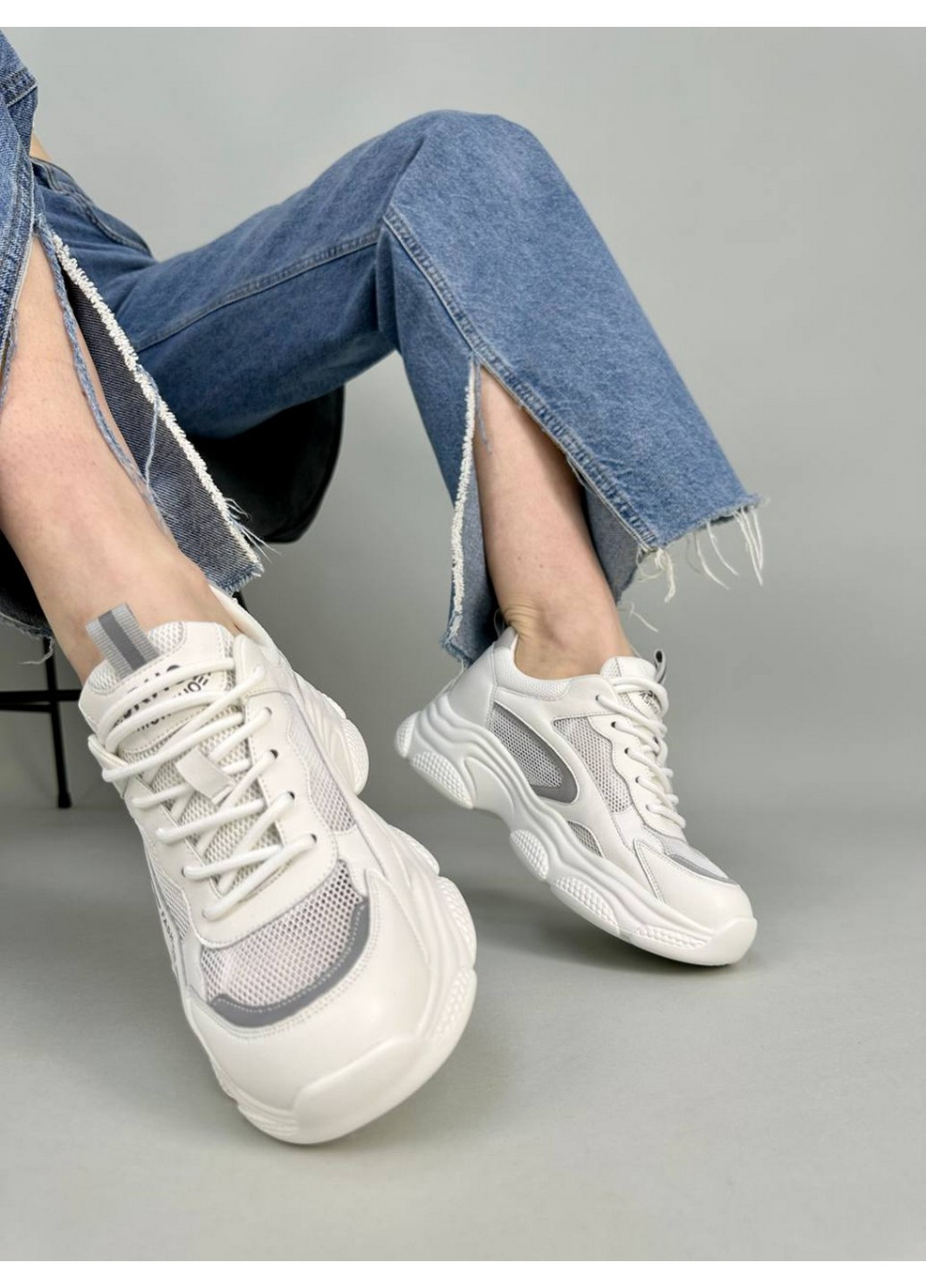 Женские кожаные кроссовки 39 VZUTIK молочные демисезоны (258639550)