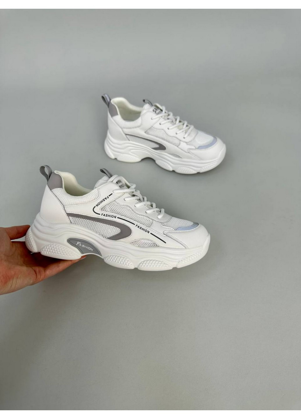 Женские кожаные кроссовки 39 VZUTIK молочные демисезоны (258639550)