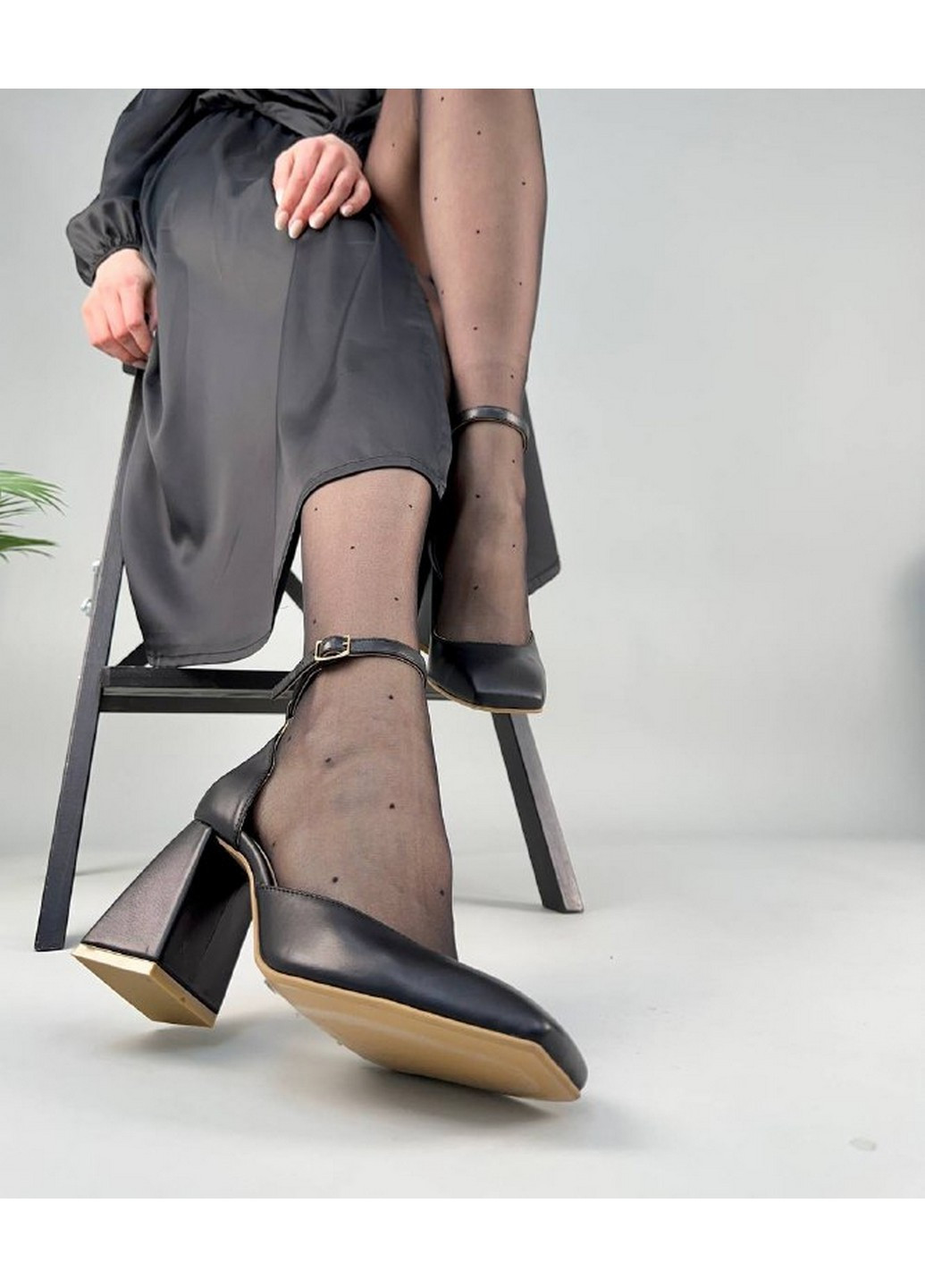 VZUTIK Женские кожаные туфли 38 черный з натуральная кожа, украина — демисезон (258639918)