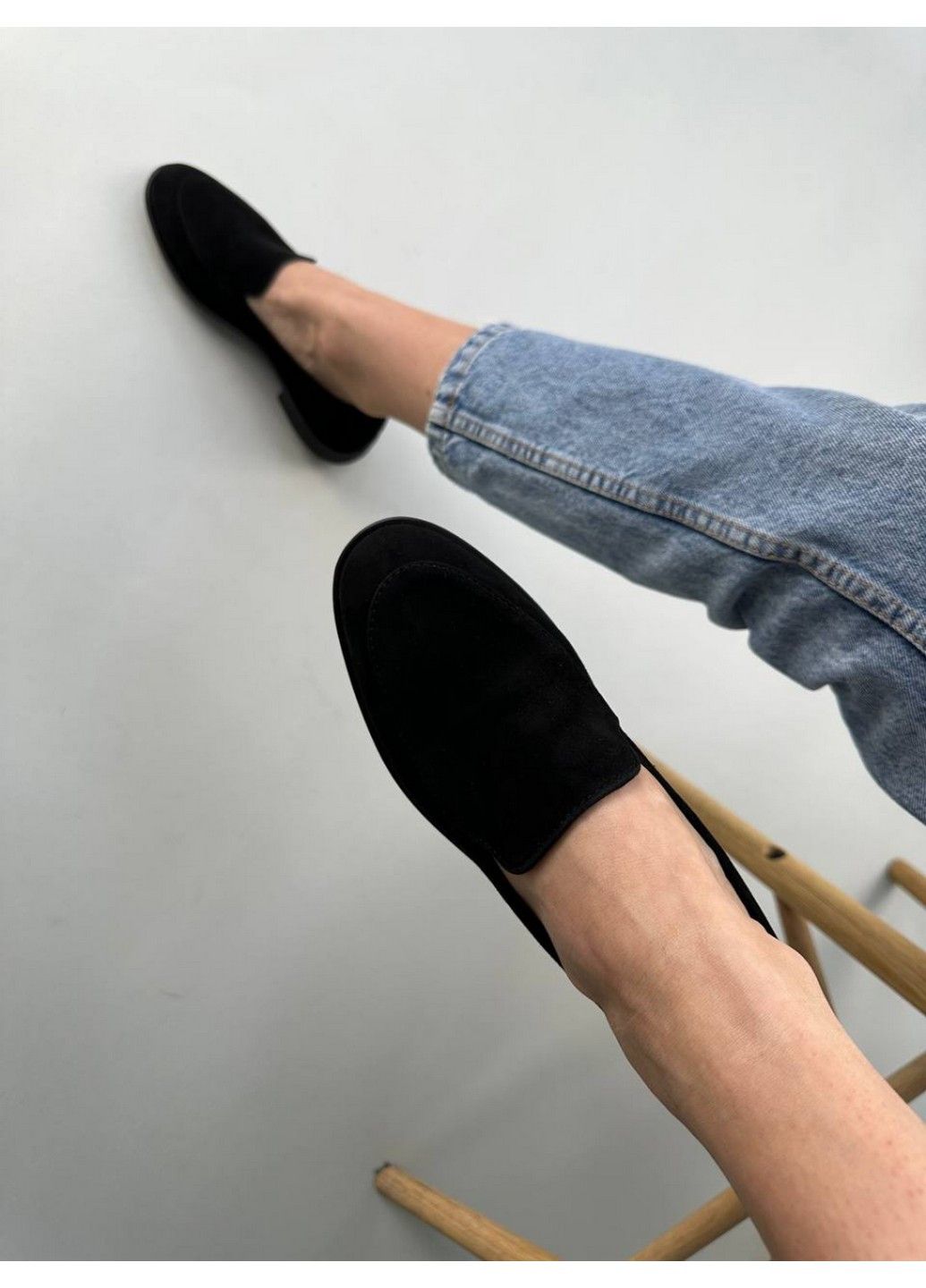 VZUTIK Жіночі велюрові лофери 40 чорний з натуральний велюр, україна — демісезон (258639914)