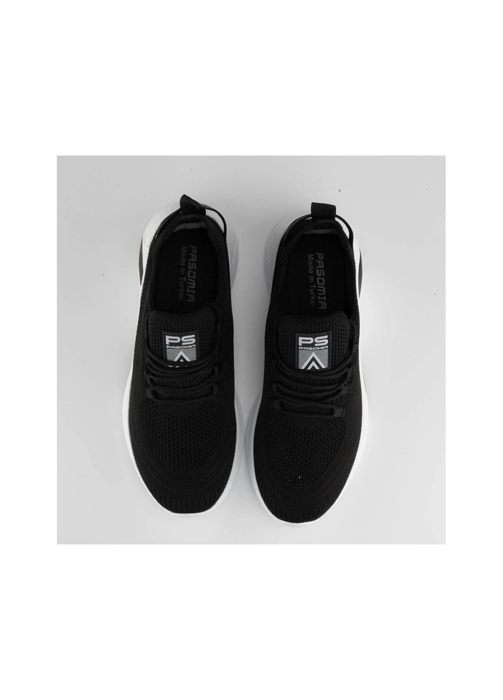 Черные всесезонные кроссовки No Brand