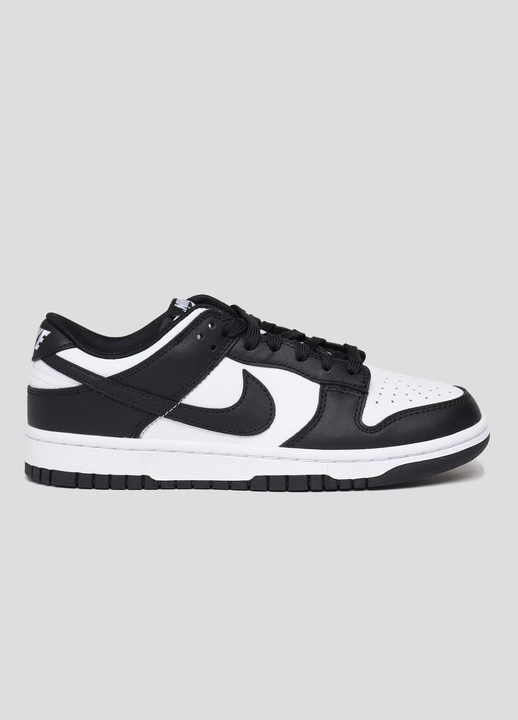 Чорно-білі кеди Nike