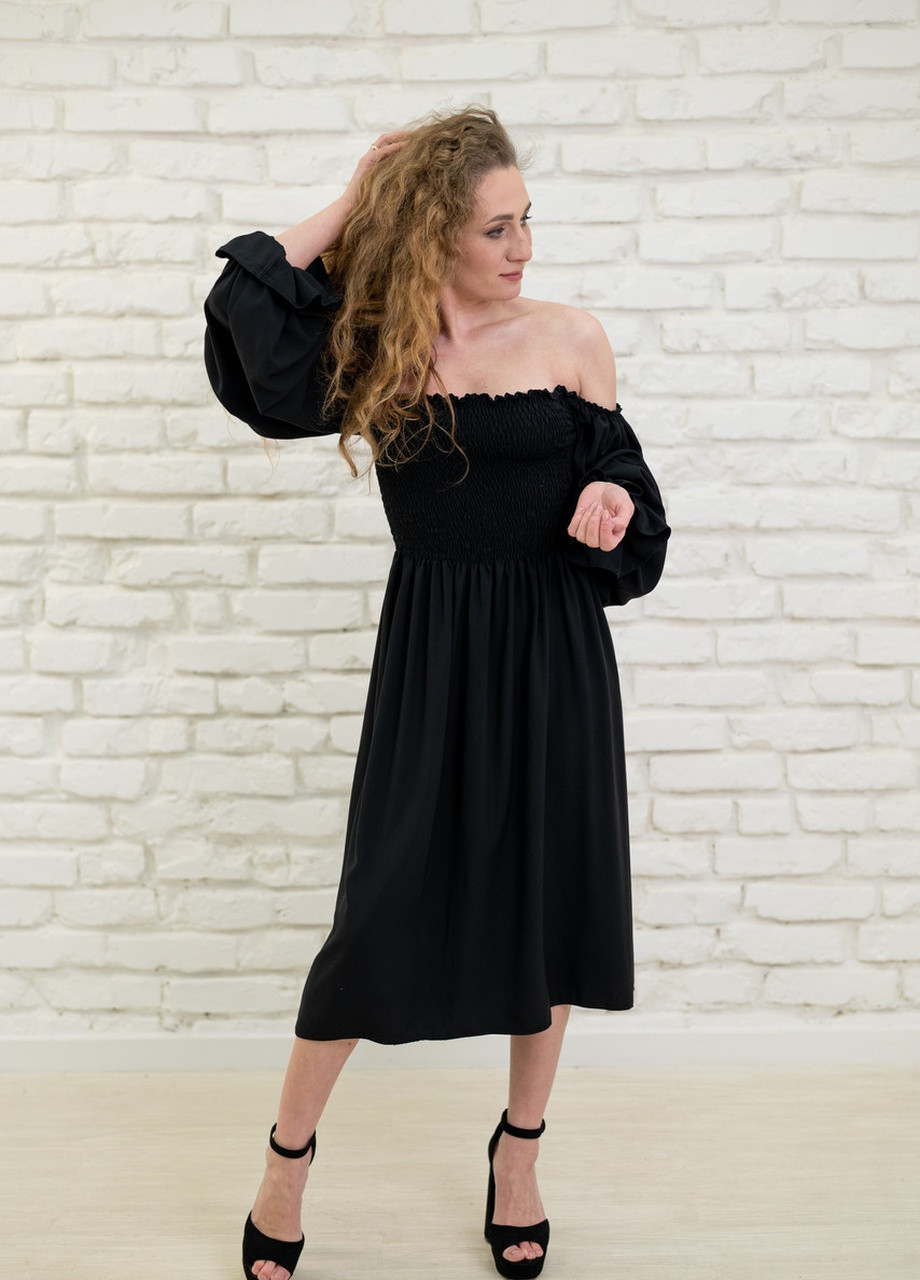 Чорна коктейльна сукня довга з об'ємними рукавами V.O.G. однотонна