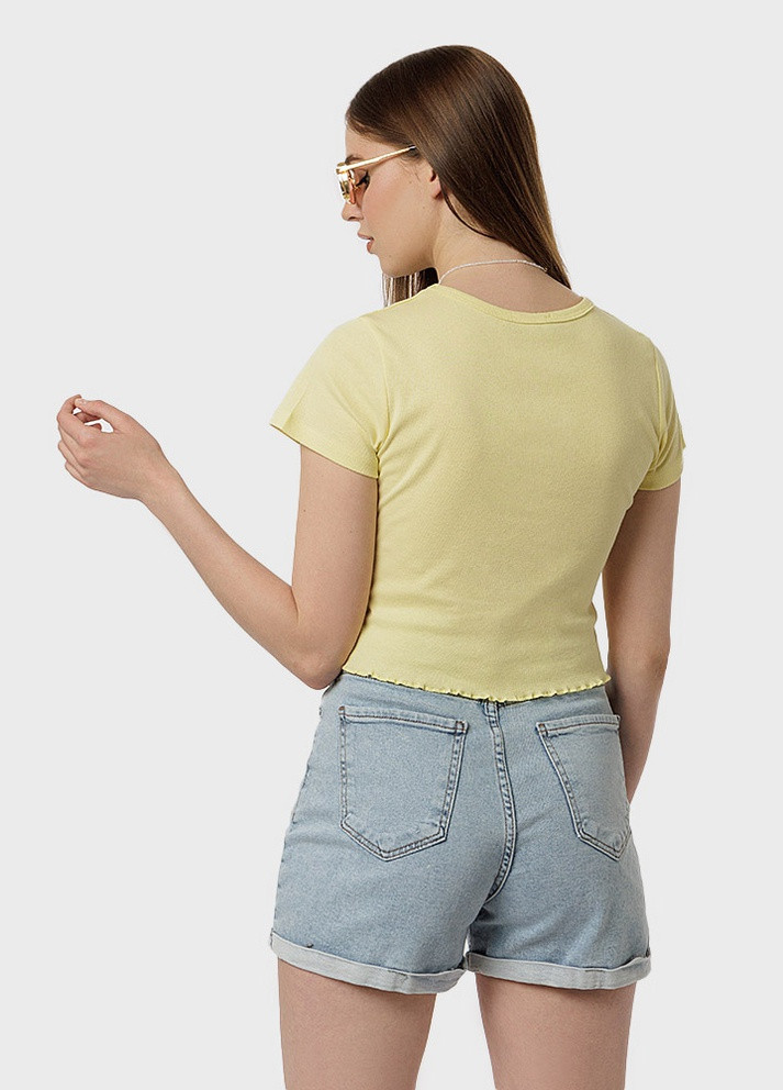 Желтая летняя короткая женская футболка Busem