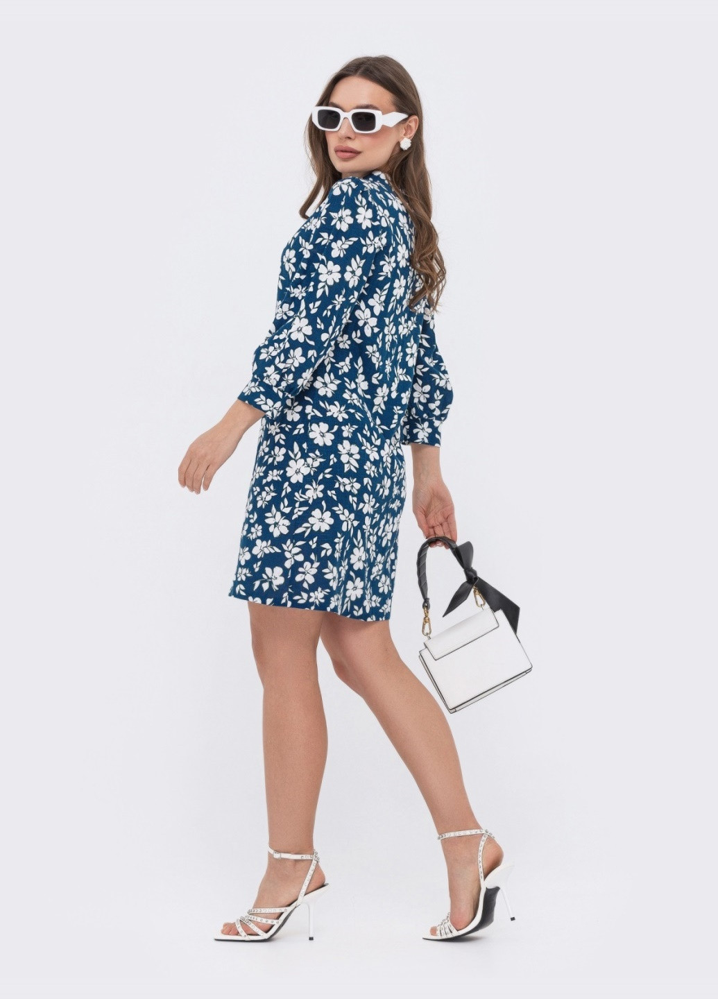 Синее льняное платье свободного кроя в цветочный принт Dressa