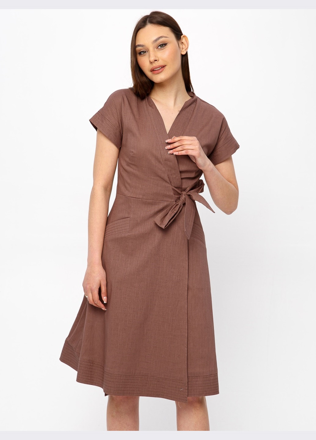 Коричневое коричневое платье на запах с карманами Dressa
