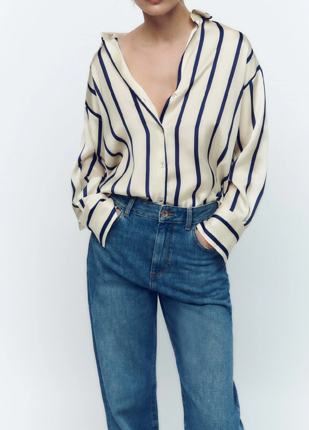 Молочная кэжуал рубашка в полоску Zara
