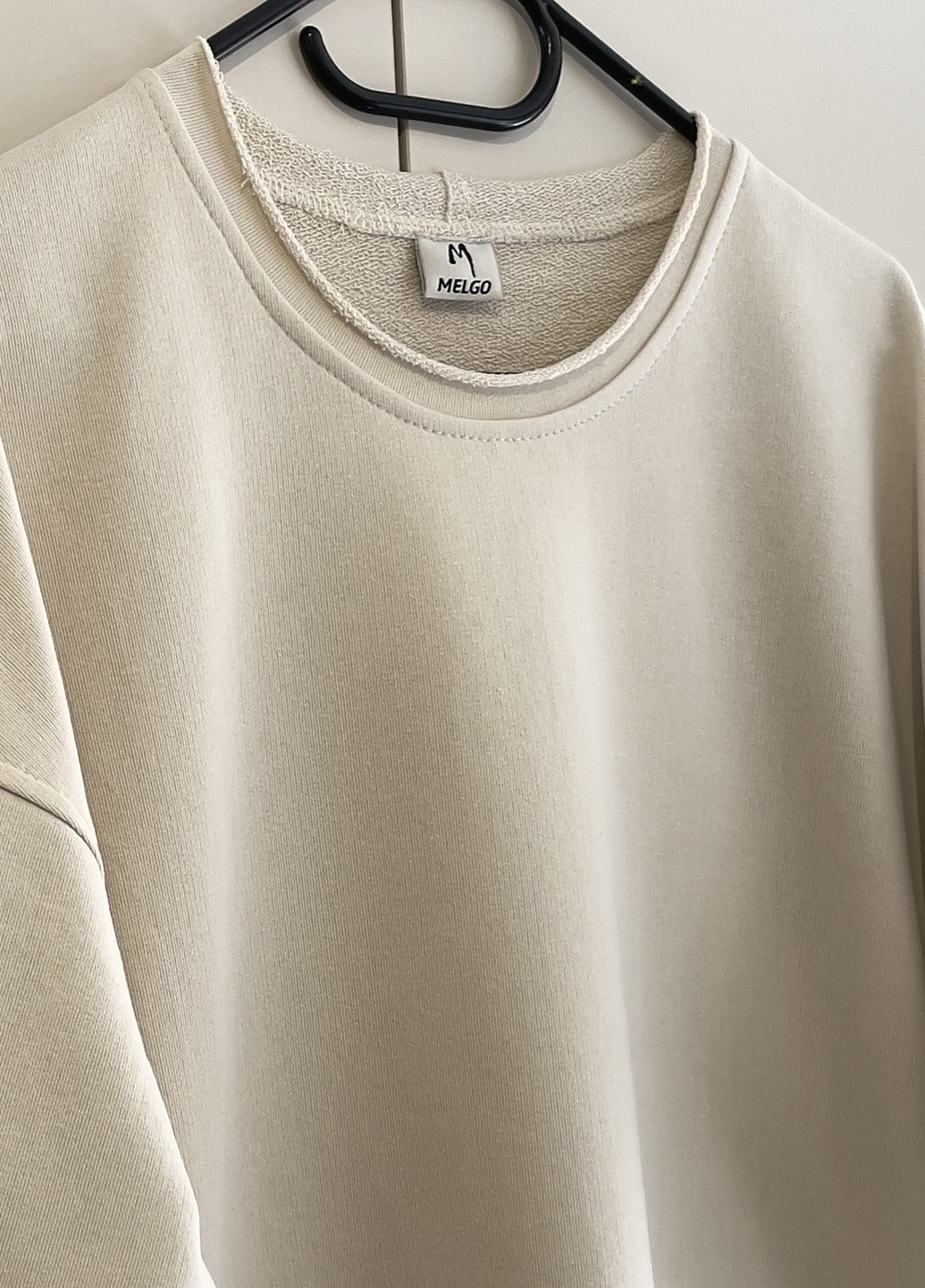 Костюм жіночий повсякденний Молочний весняно-літній двійка (футболка+джогери) з двонитки пеньє Melgo (258965947)