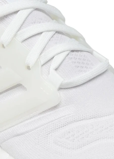 Білі кросівки ultraboost 22 adidas