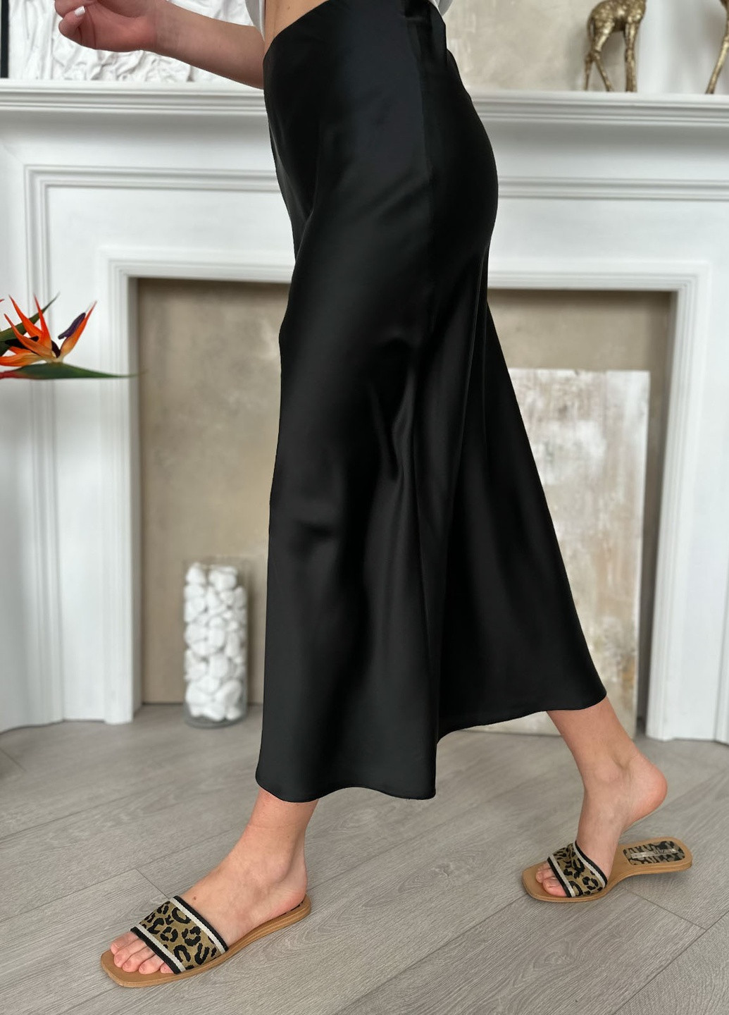 Черная повседневный однотонная юбка ISSA PLUS а-силуэта (трапеция)