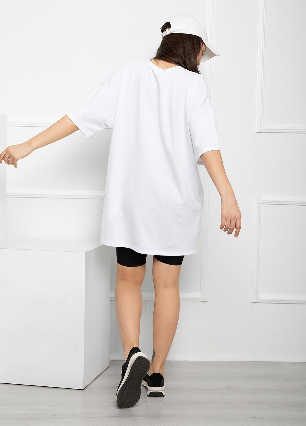 Белая летняя футболка женская с коротким рукавом ISSA PLUS 12594