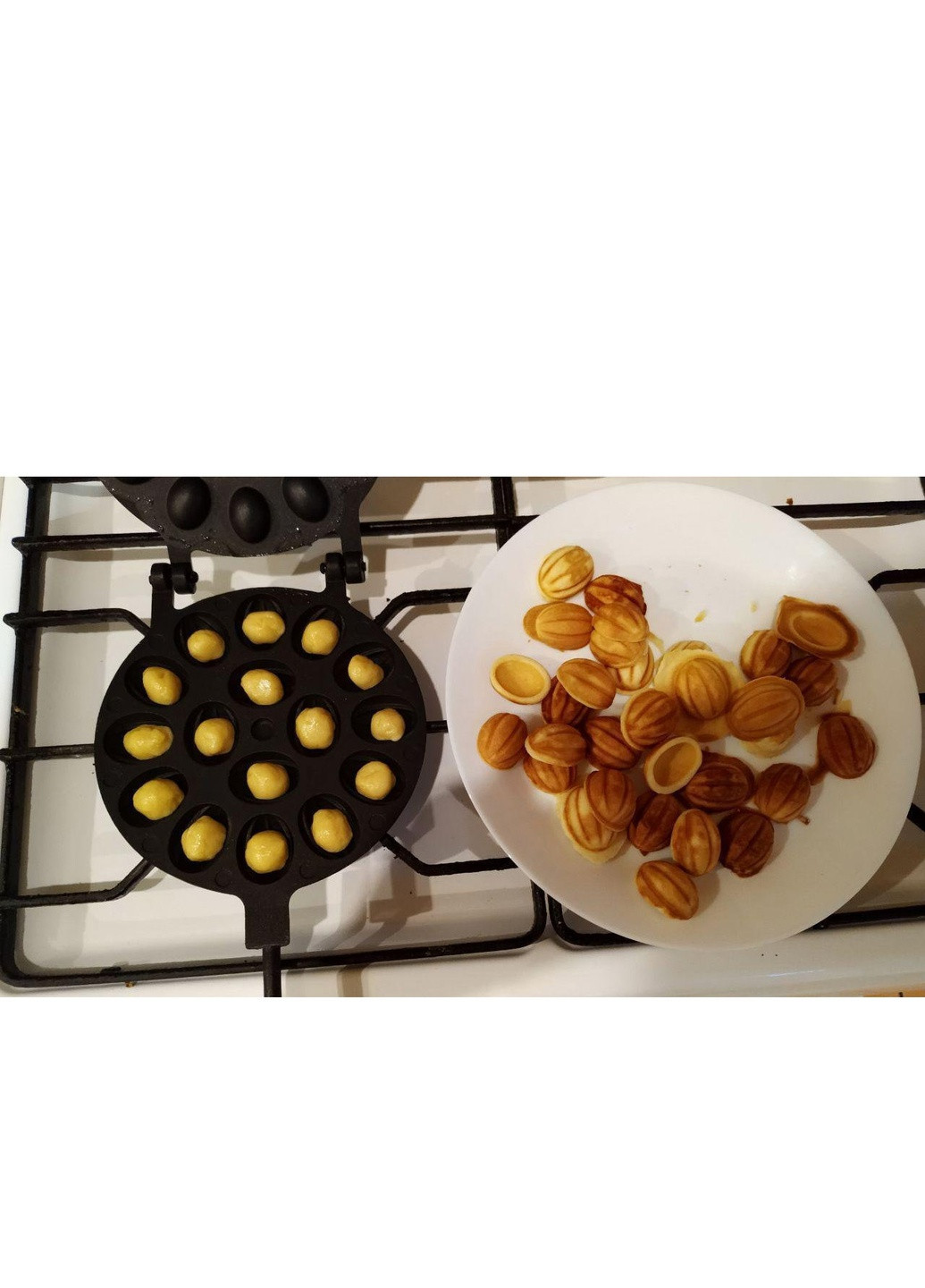 Форма для випікання горішків Горішниця з антипригарним / тефлоновим покриттям — 16 горіхів ХЕАЗ (259017050)