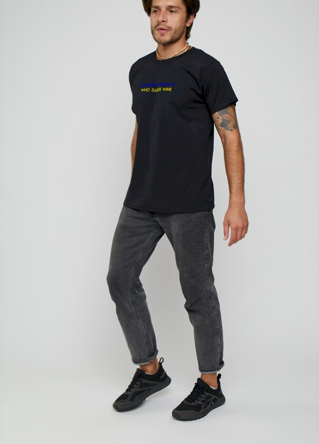 Черная футболка мужская черная патриотическая " нахабність перемагати" YAPPI