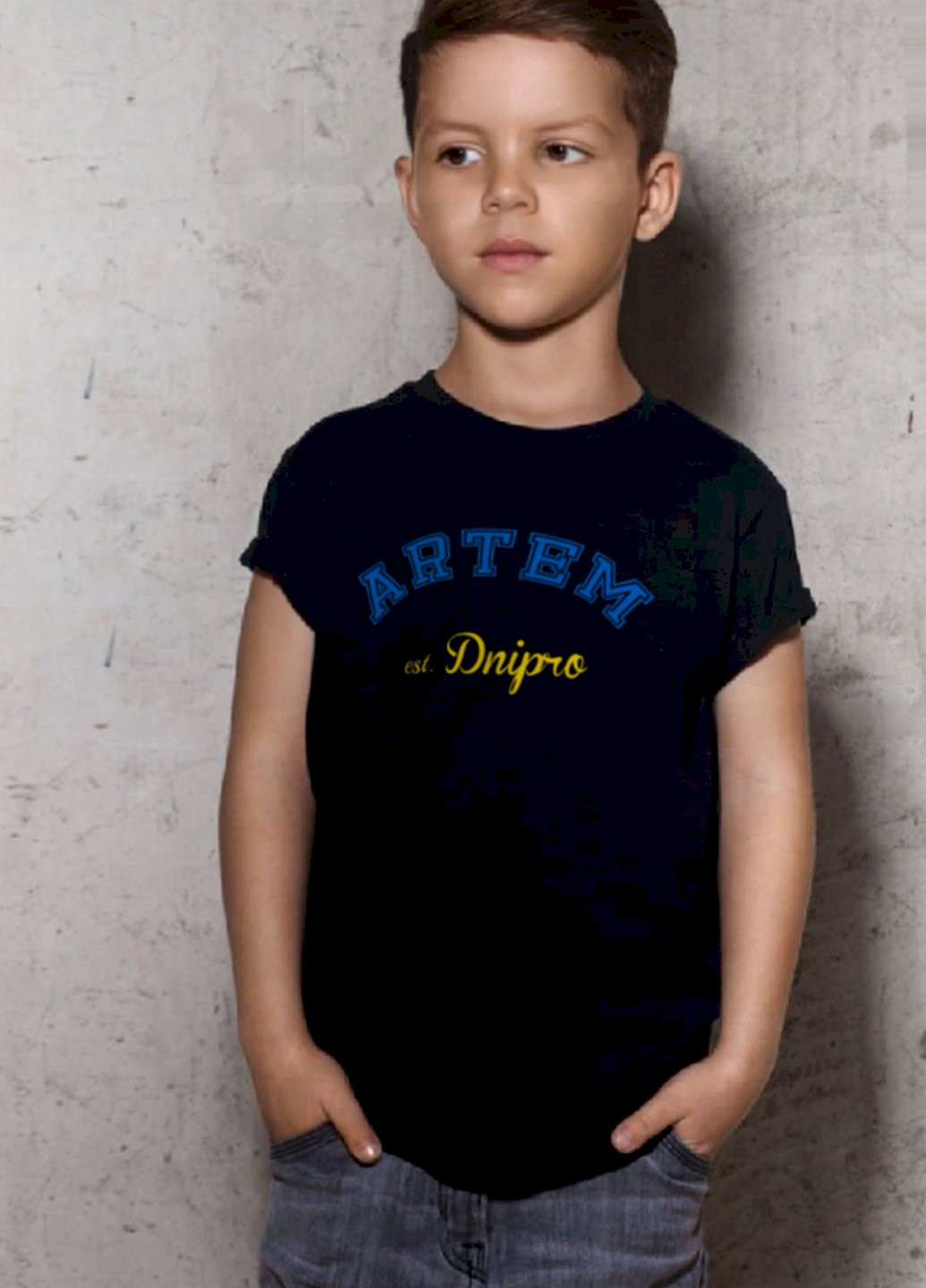 Чорна демісезонна футболка дитяча чорна патріотична "artem est. dnipro" YAPPI