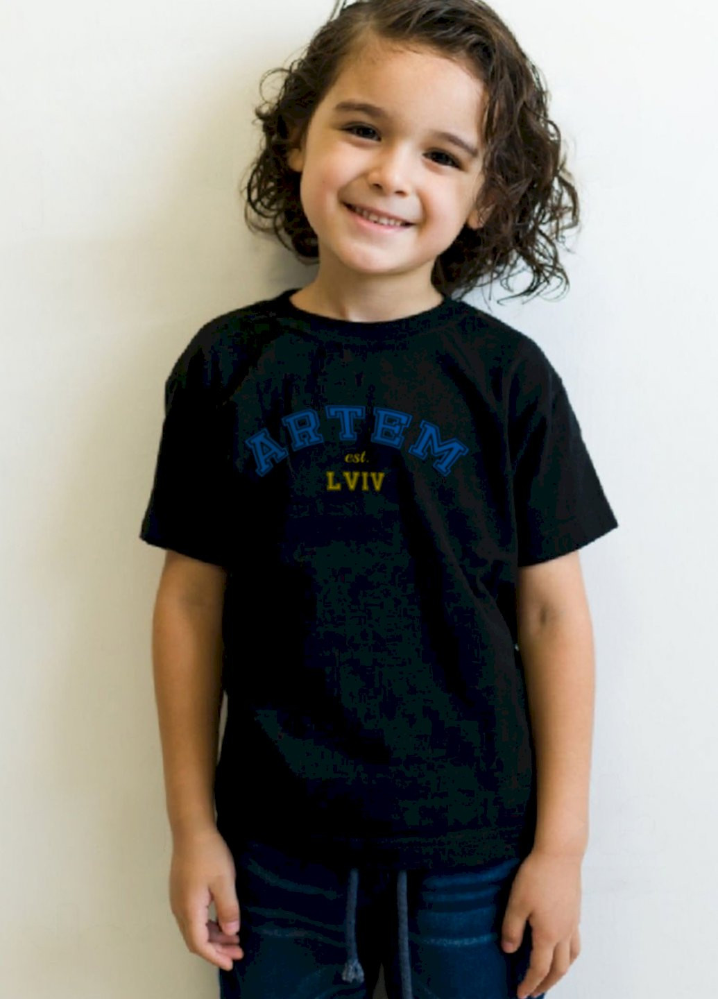 Чорна демісезонна футболка дитяча чорна патріотична "artem est. lviv" YAPPI