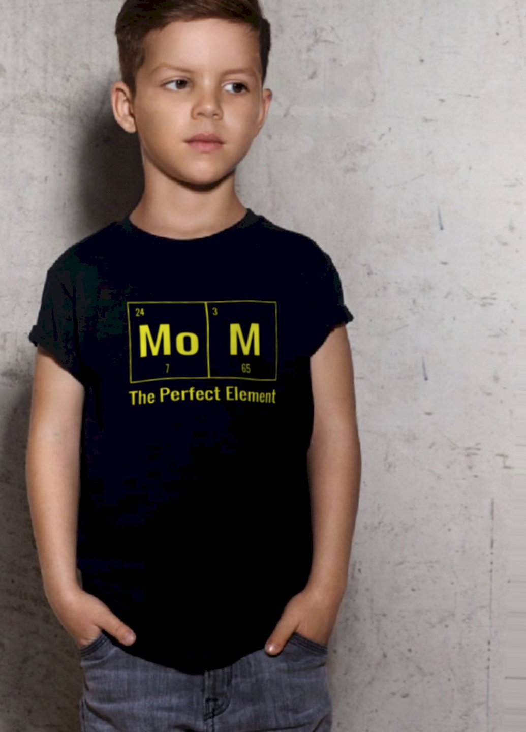 Чорна демісезонна футболка дитяча чорна "mom - the perfect element" YAPPI