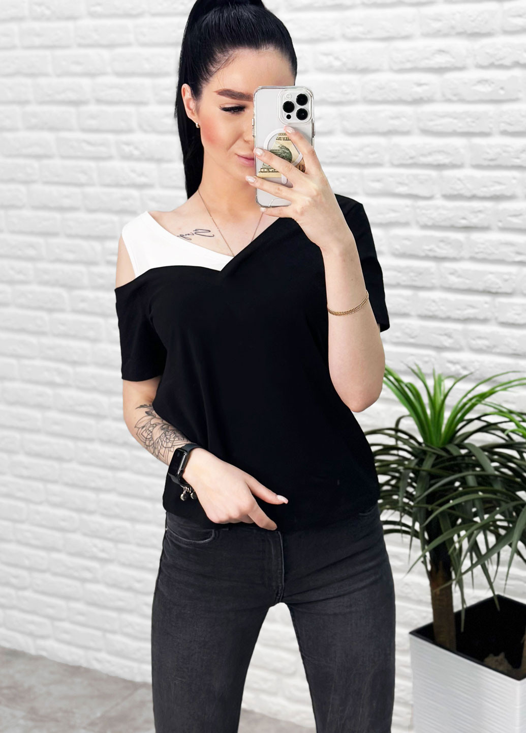 Черная летняя трикотажная футболка Fashion Girl Black and White
