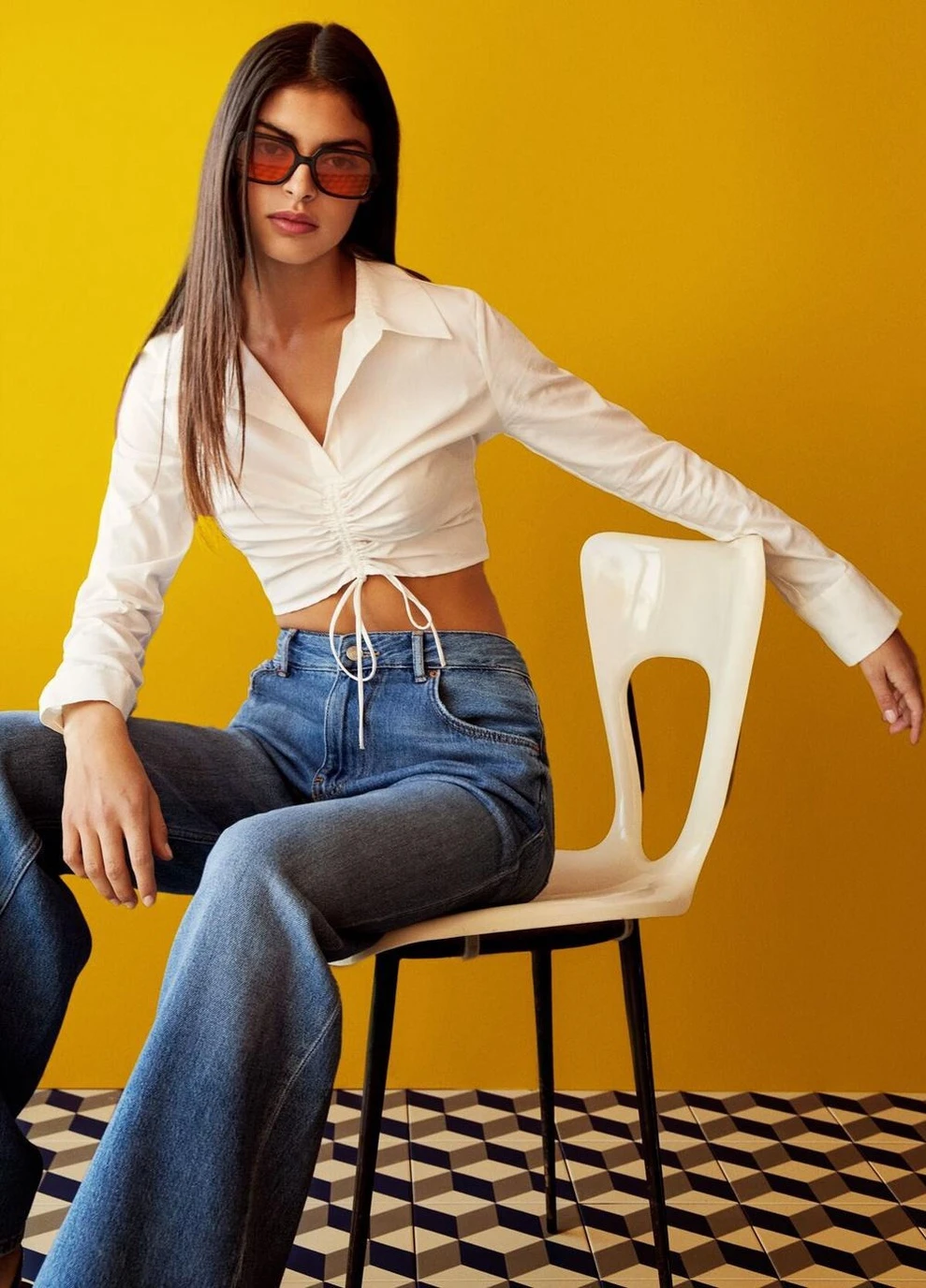 Белая рубашка Bershka