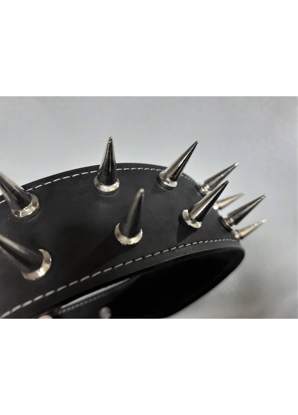 Кожаный ошейник с шипами L(45-55 см) Lockdog (259092075)