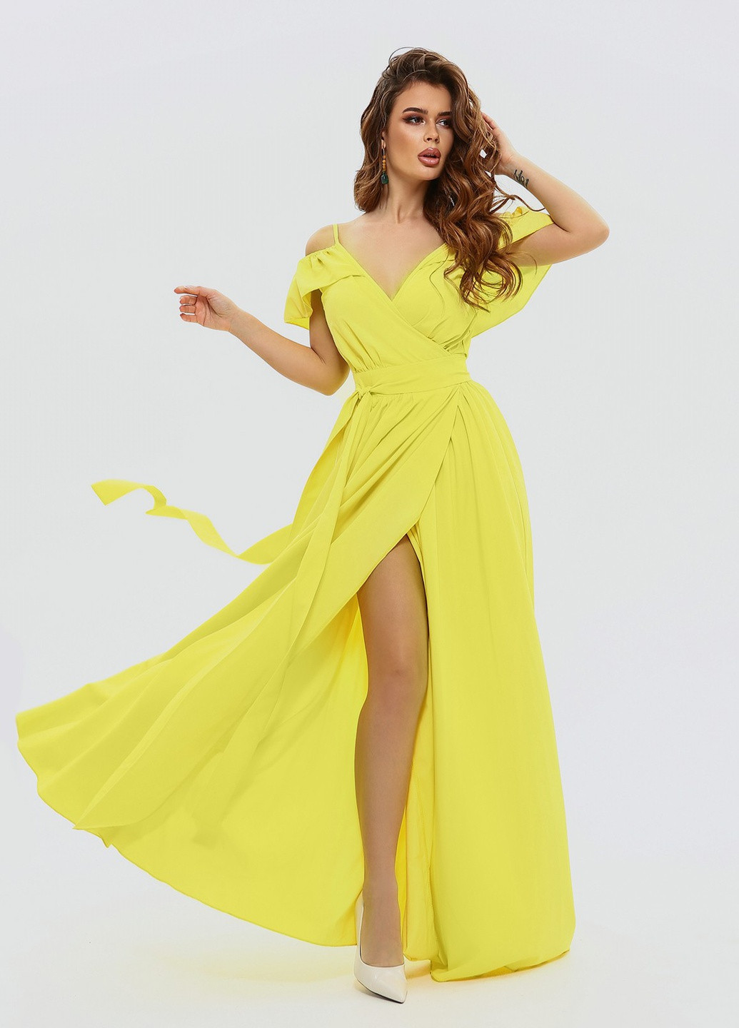 Желтое повседневный платье женское на запах ISSA PLUS однотонное