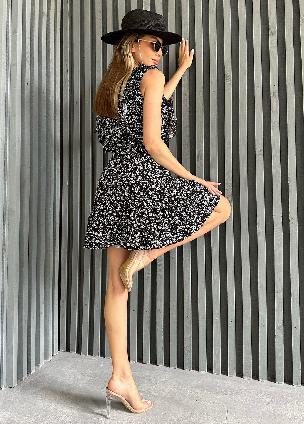 Чорна повсякденний сукня жіноча кльош ISSA PLUS з квітковим принтом