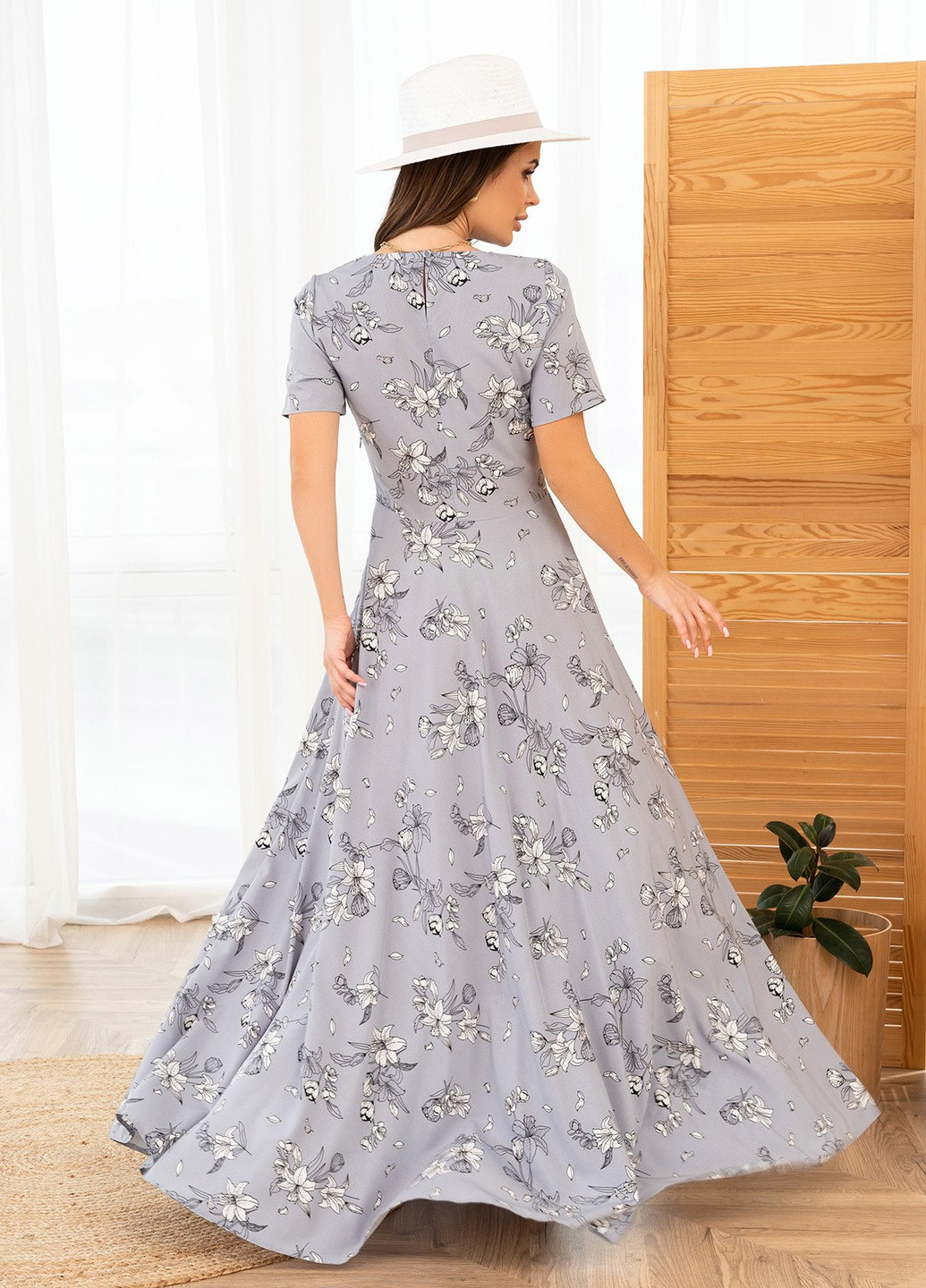 Сіра повсякденний сукня жіноча кльош ISSA PLUS з квітковим принтом