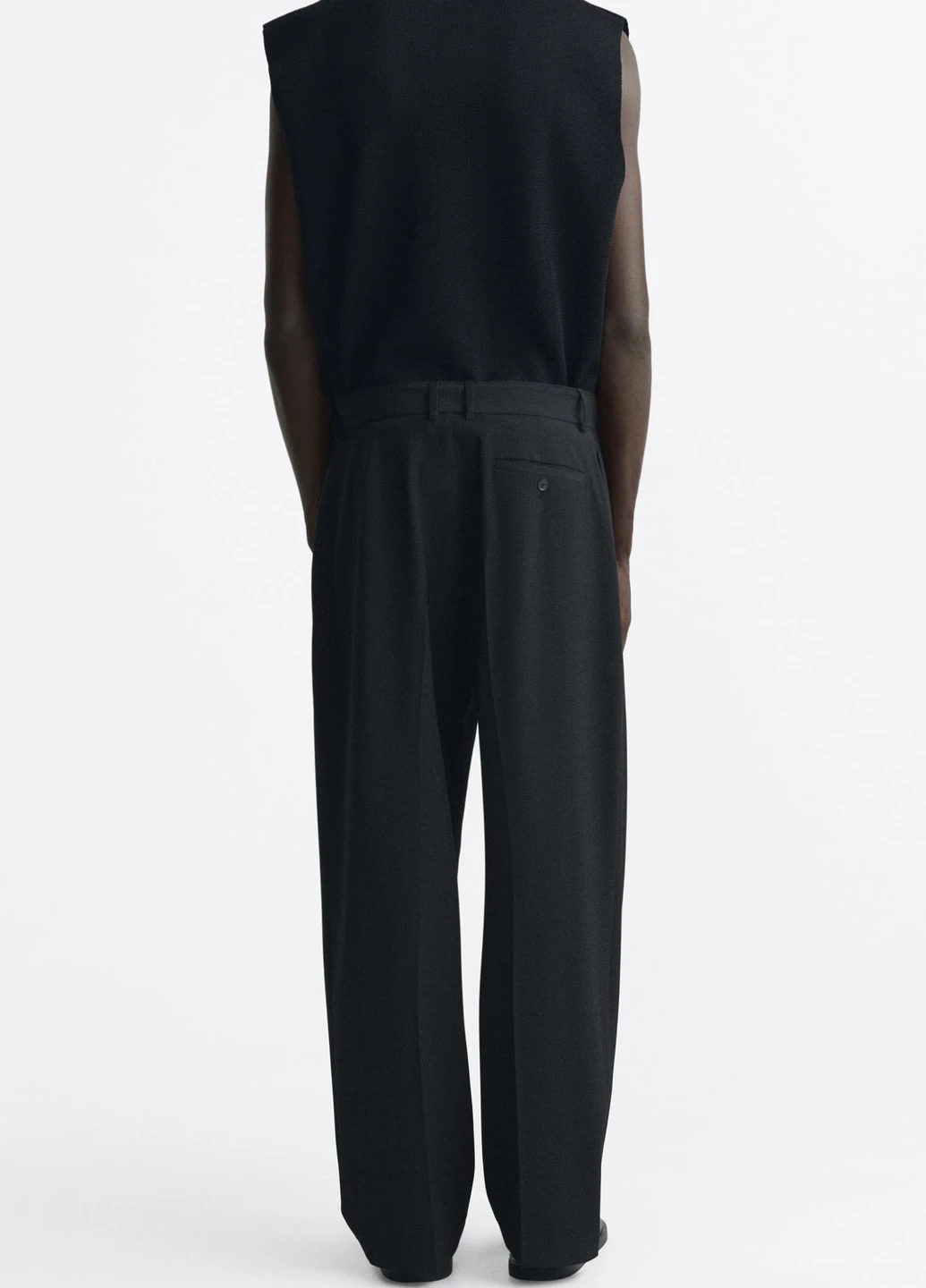 Черные классические демисезонные брюки Zara