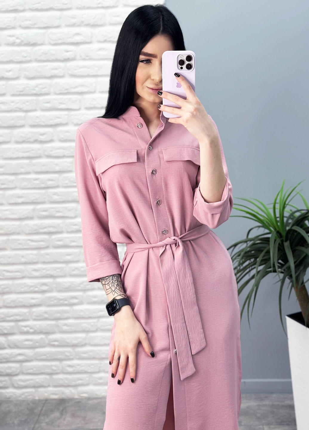 Розовое кэжуал длинное платье-рубашка с поясом Fashion Girl однотонное