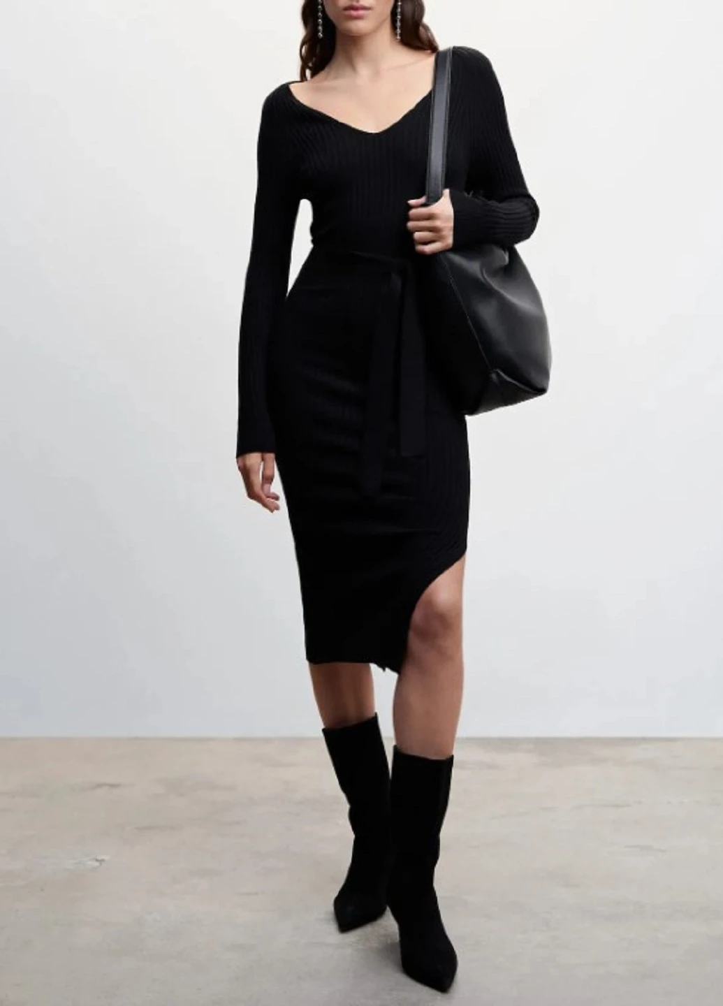 Чорна кежуал сукня Mango однотонна
