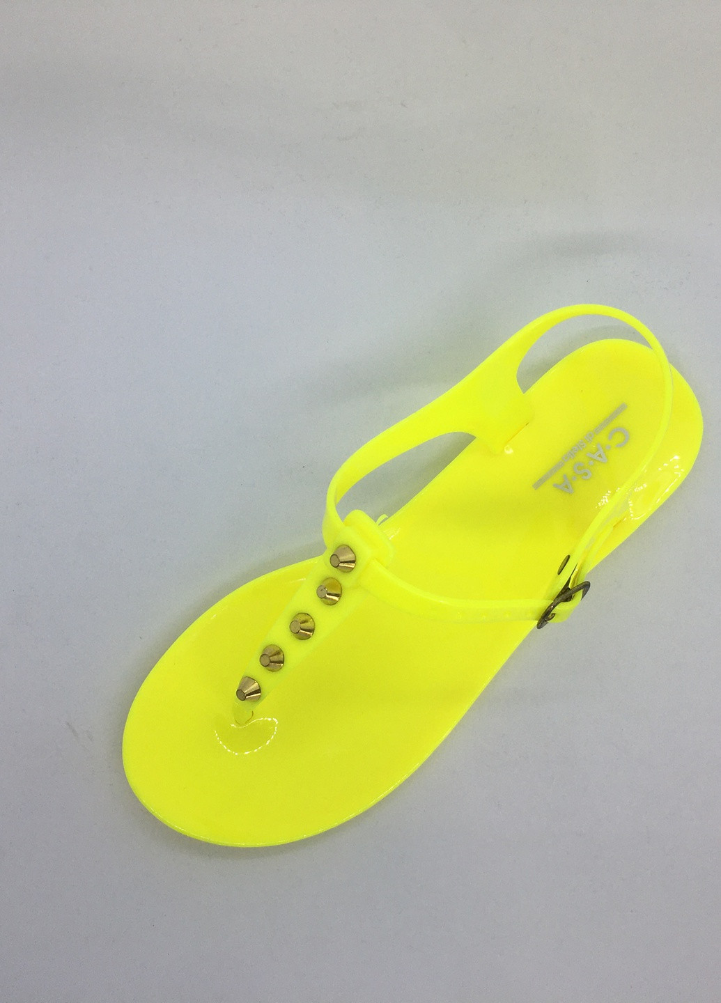 Желтые пляжные вьетнамки Casa di Stella с заклепками