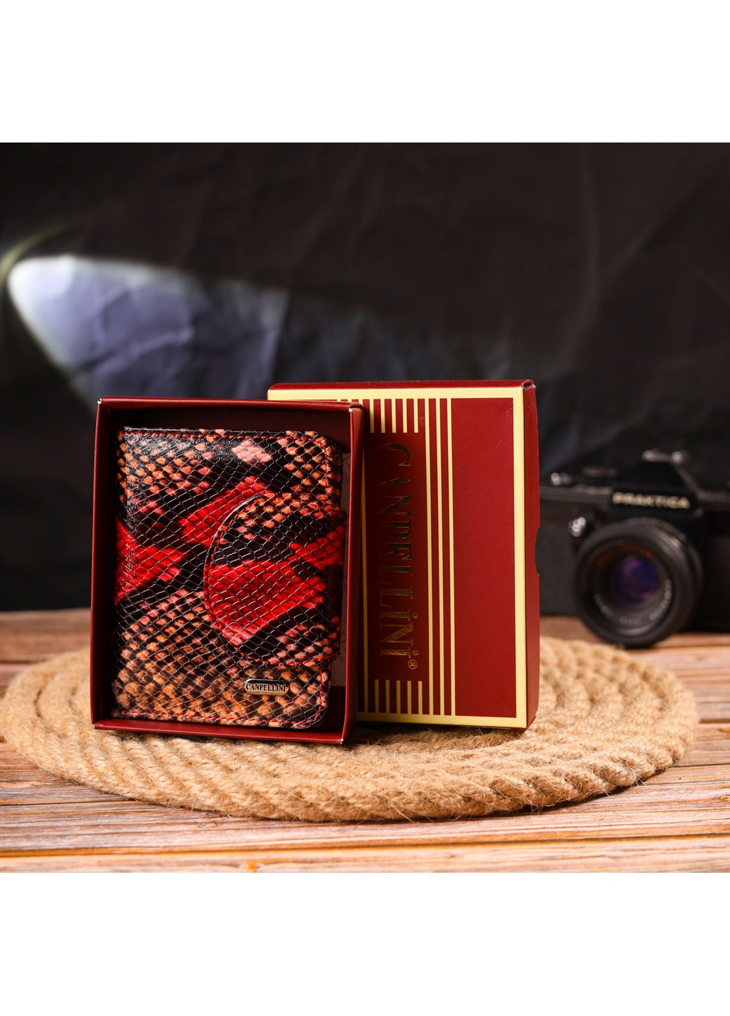 Женский кожаный кошелек 9х11,7х1 см Canpellini (259245308)