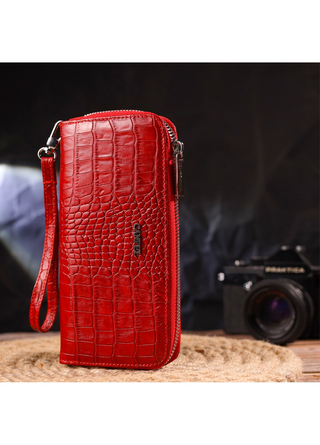 Жіночий шкіряний гаманець 19х9,5х2,5 см Canpellini (259244246)