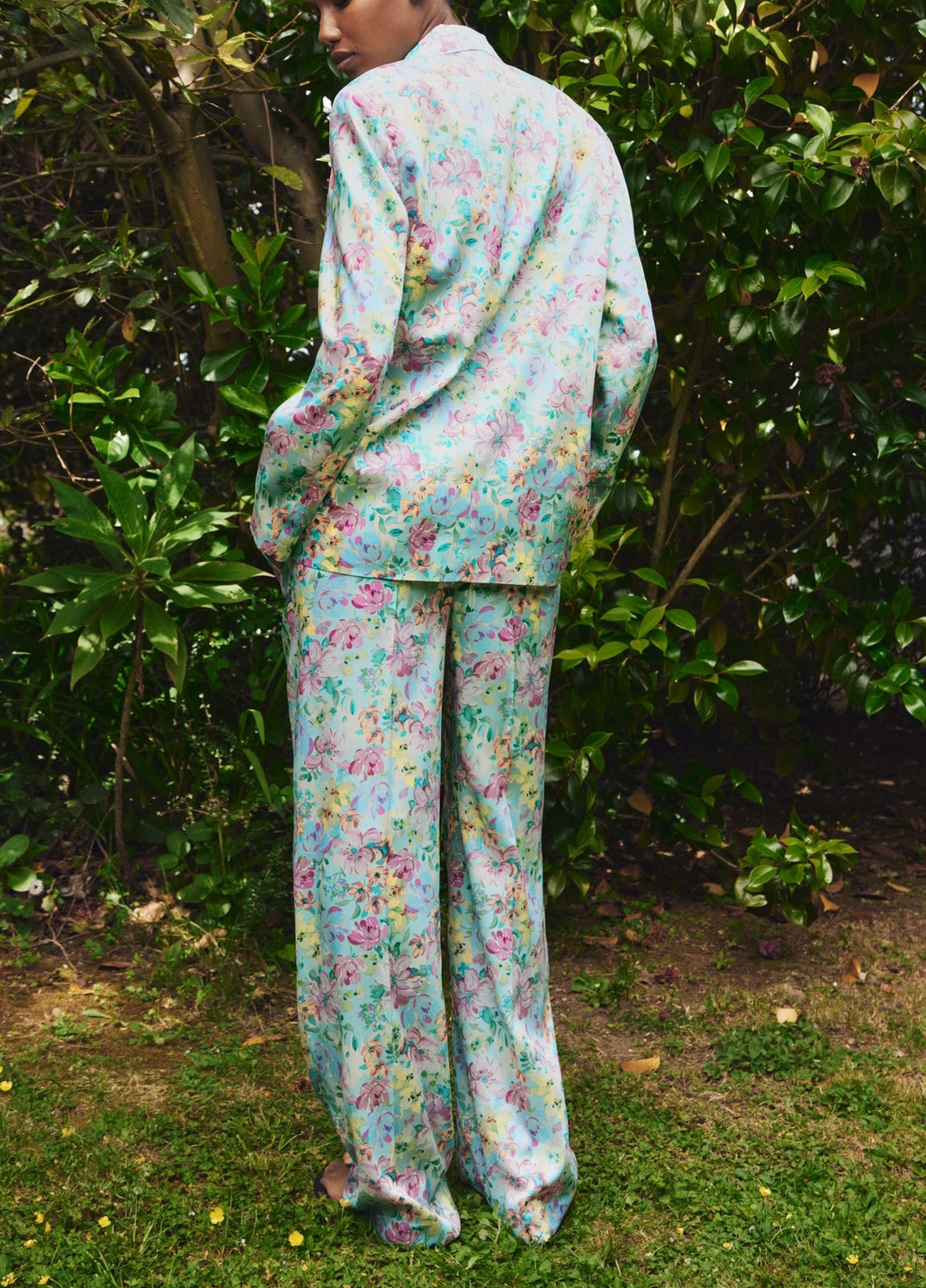 Цветной женский жакет Zara с цветочным узором - демисезонный