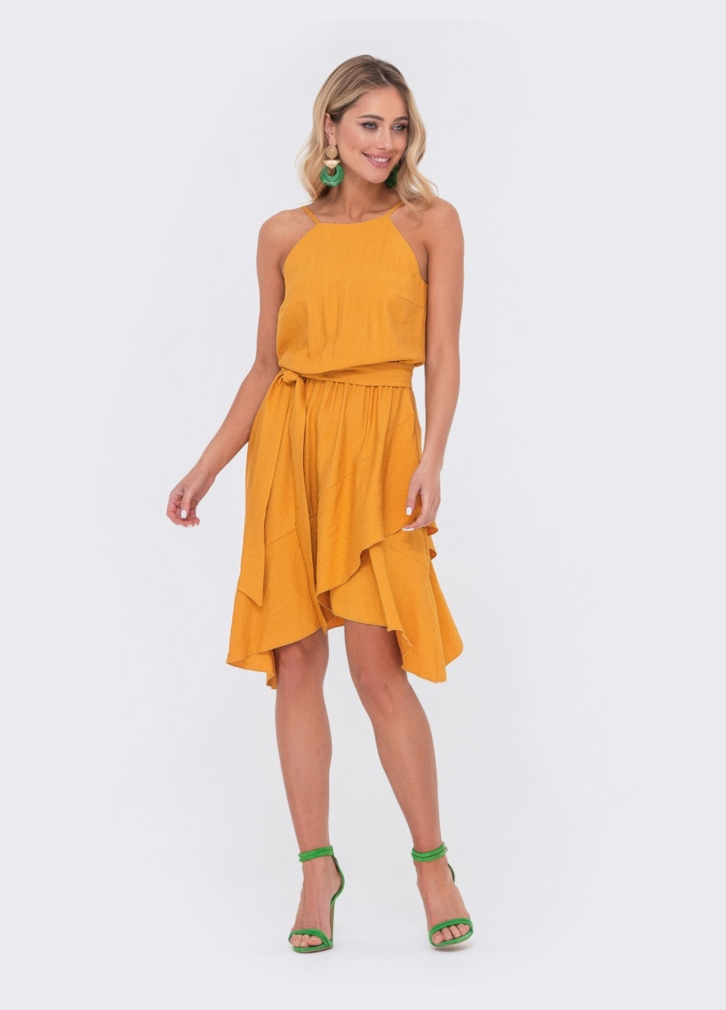 Жовтий сукня гірчичного кольору з асиметричною спідницею Dressa