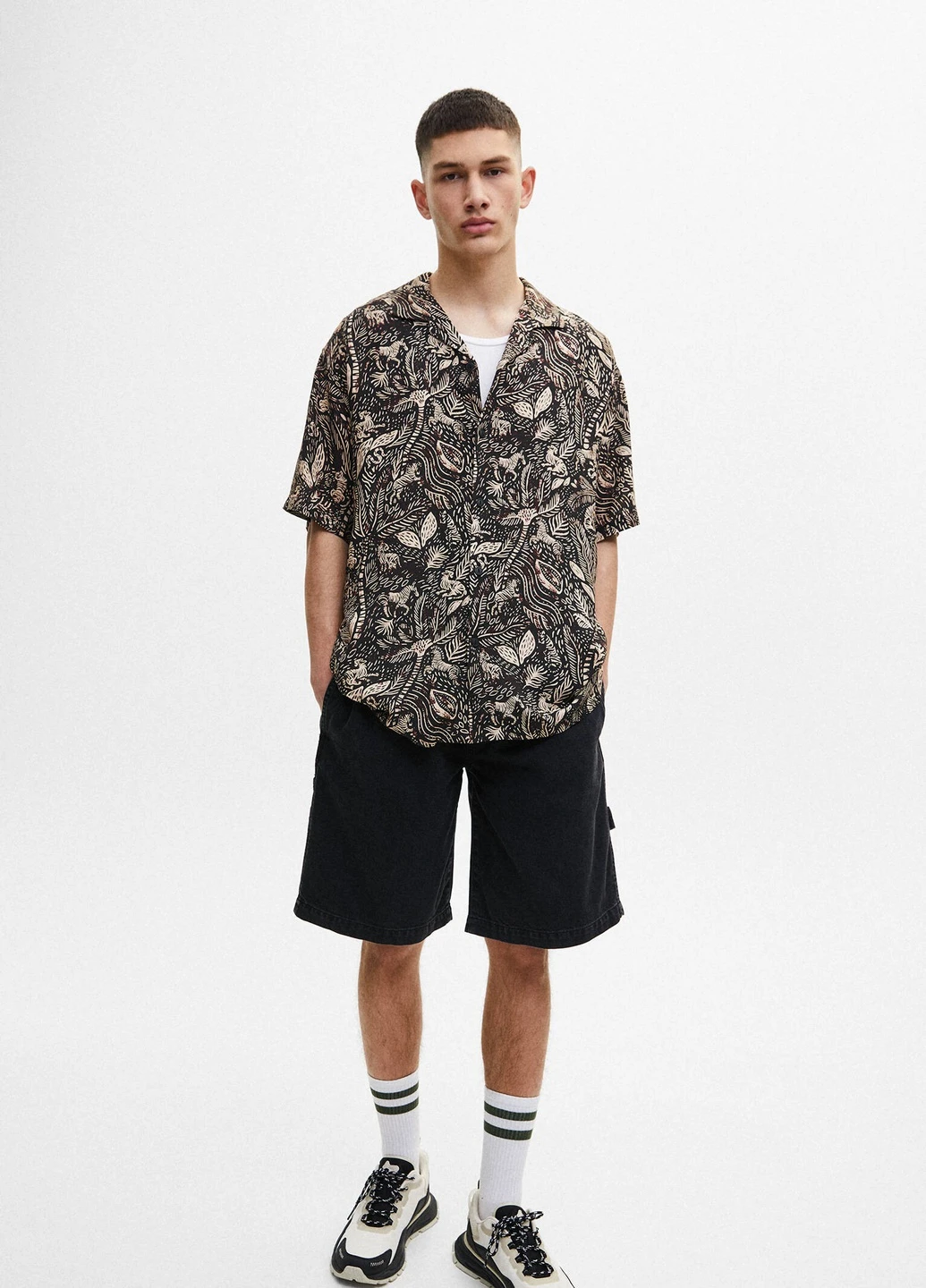 Черная рубашка Pull & Bear