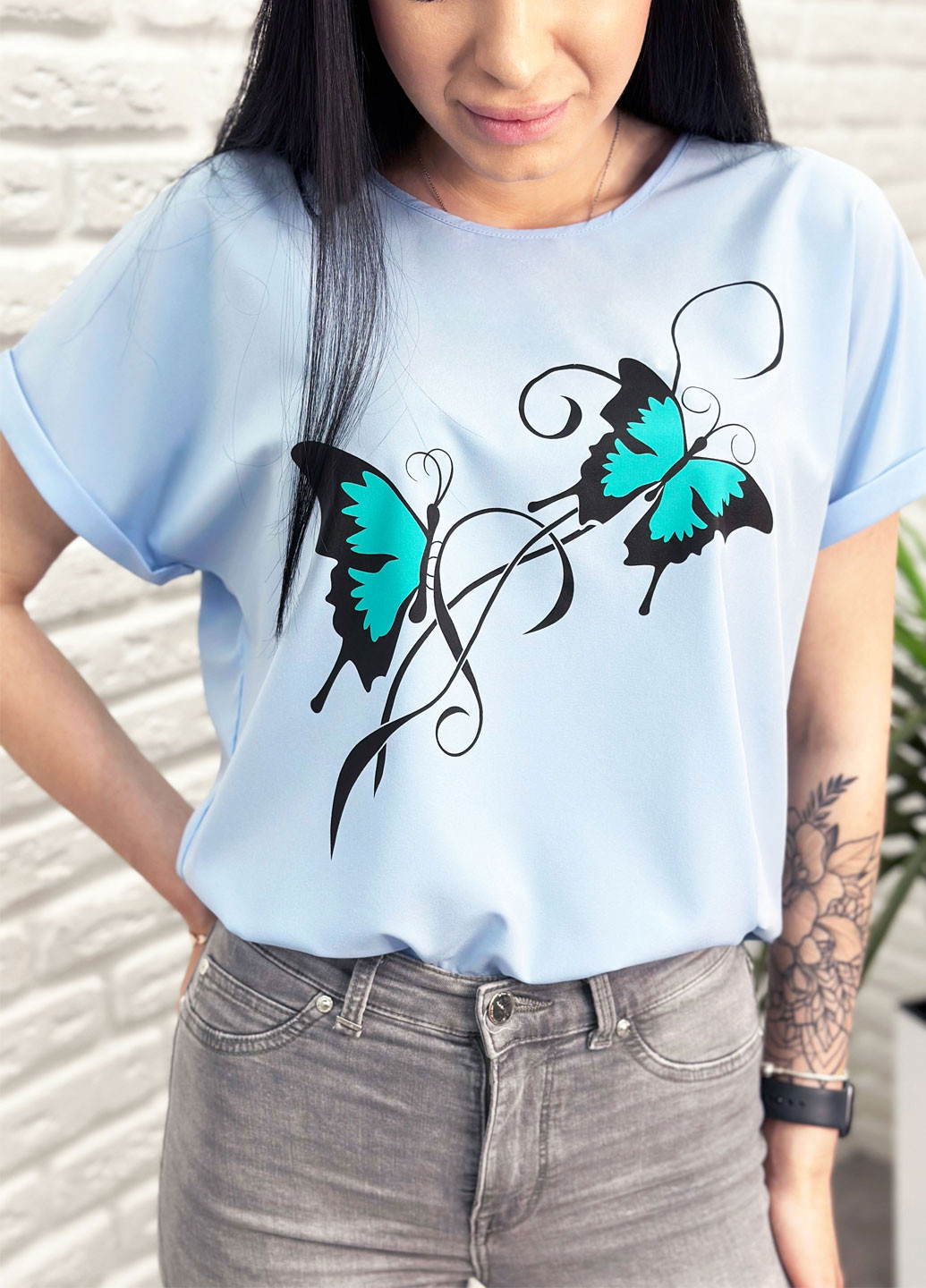 Голубая летняя женская блузка-футболка Fashion Girl Arial