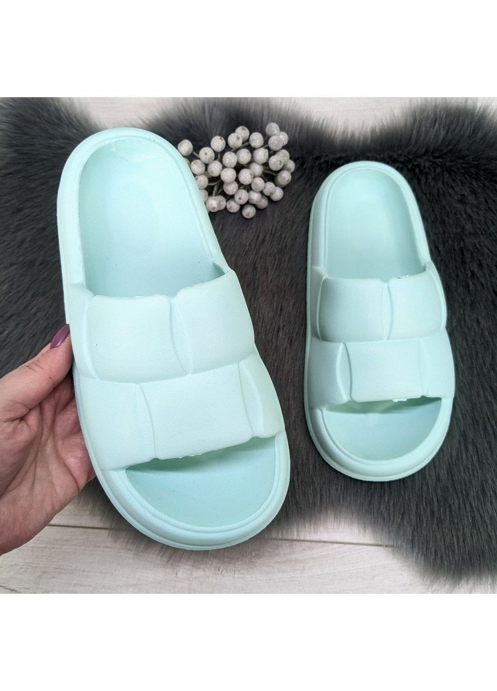 Бирюзовые шлепанцы женские сланцы пенковые объемные Progress