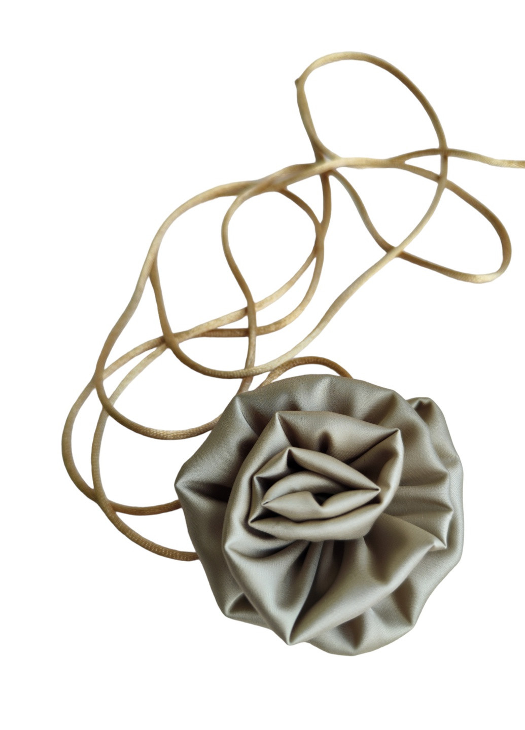 Трендовий чокер троянда темно оливкового кольору на шнурку, квітка чокер, прикраса на шию з трояндою Ksenija Vitali (259318161)