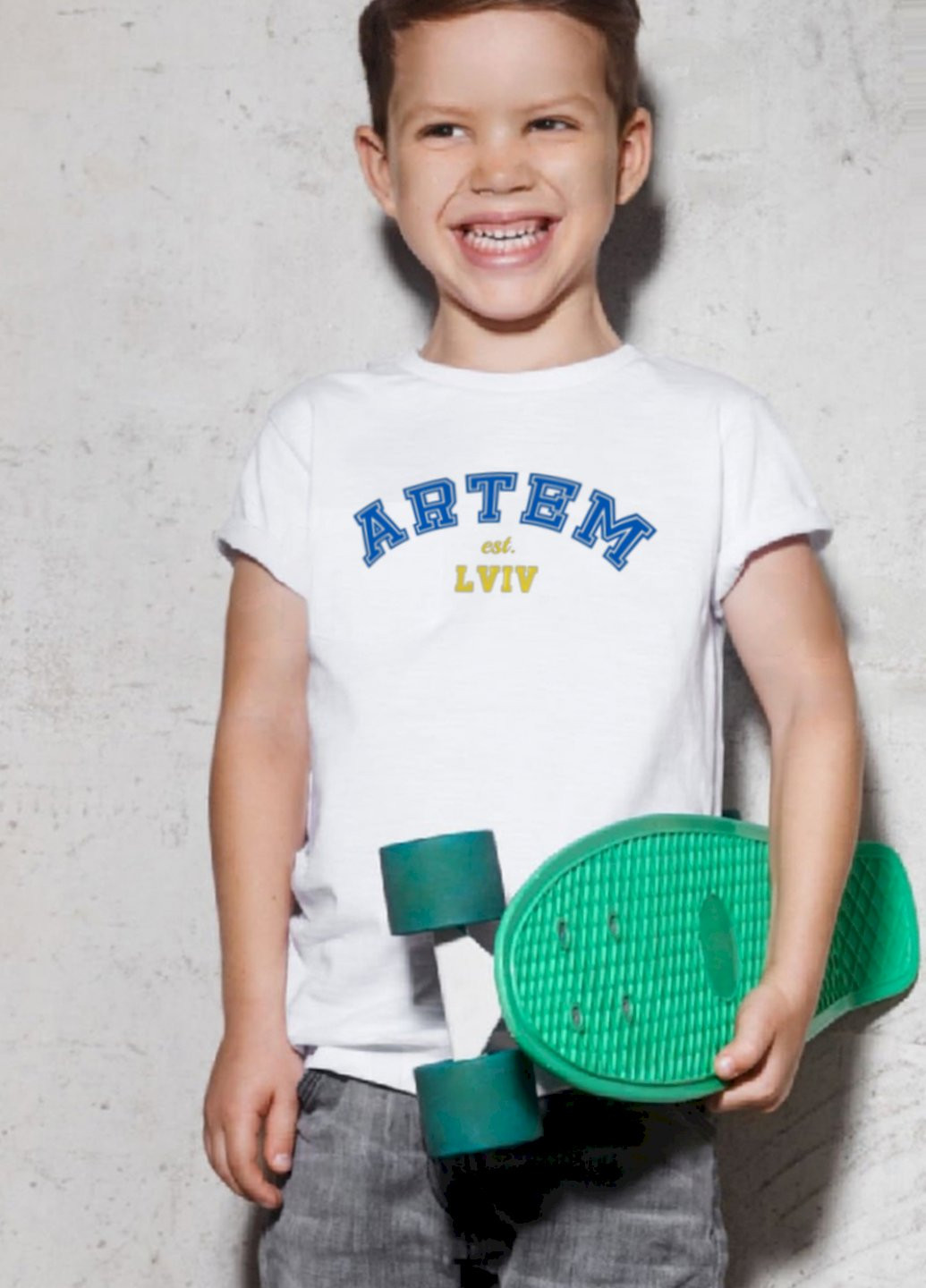 Біла демісезонна футболка дитяча патріотична біла "artem est.lviv" Young&Free