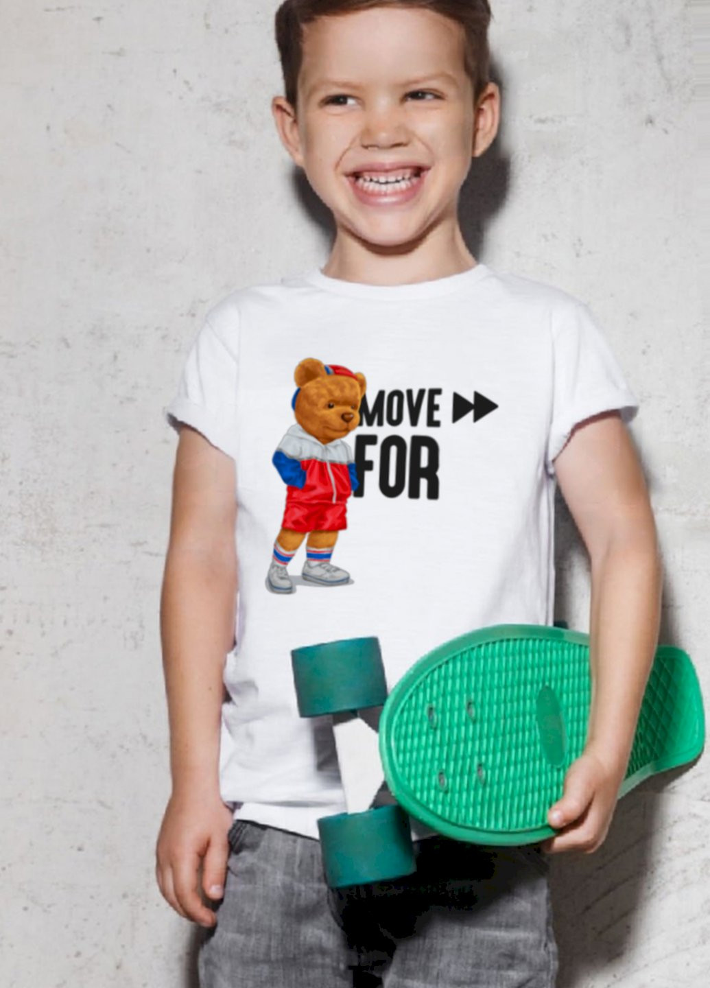Белая демисезонная футболка детская белая "move for" Young&Free
